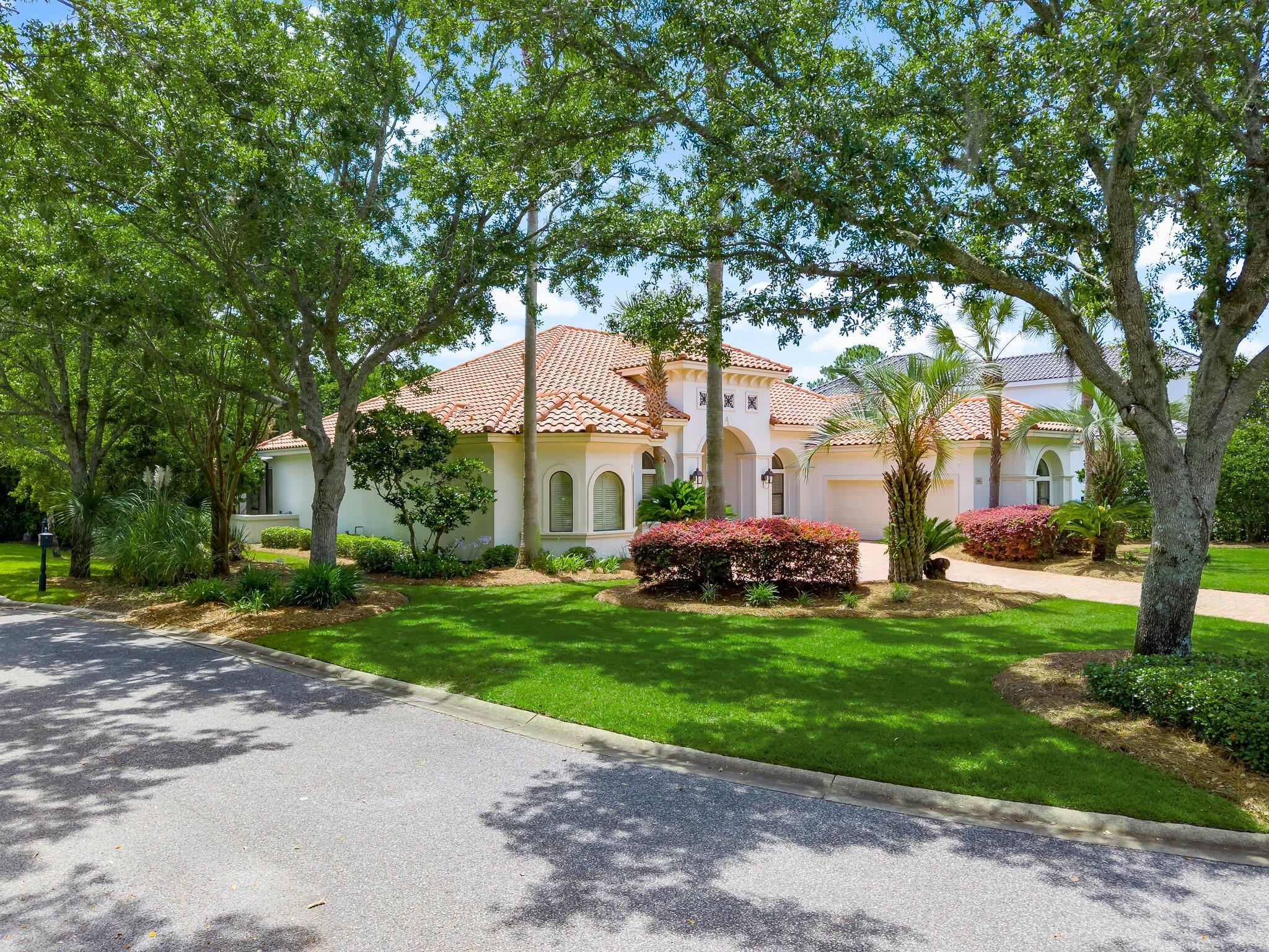 416 Admiral Court