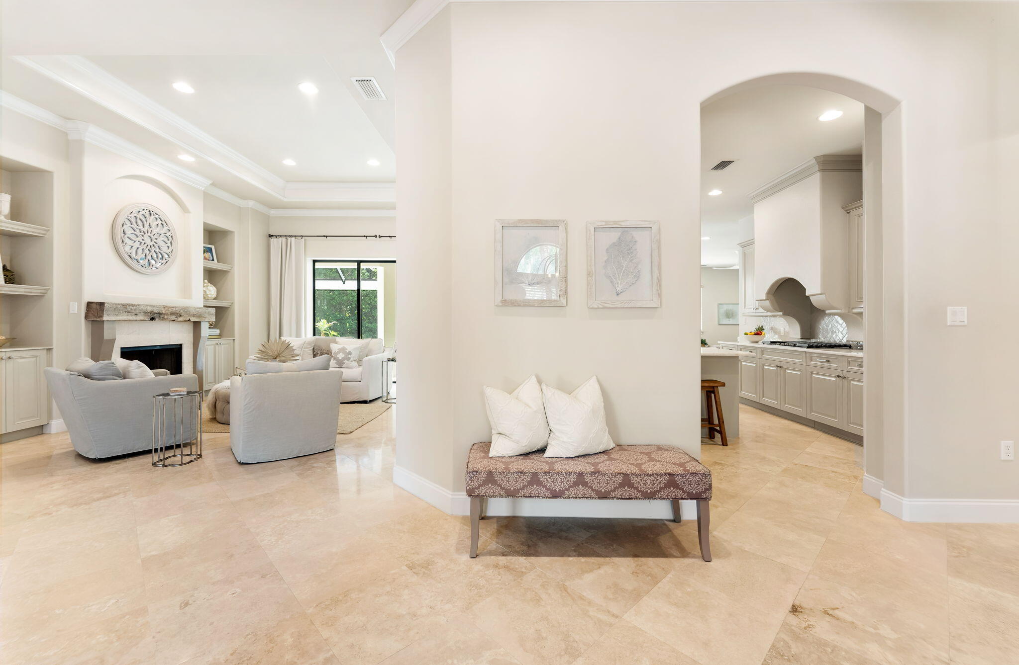 REGATTA BAY COMMODORE POINT - Residential
