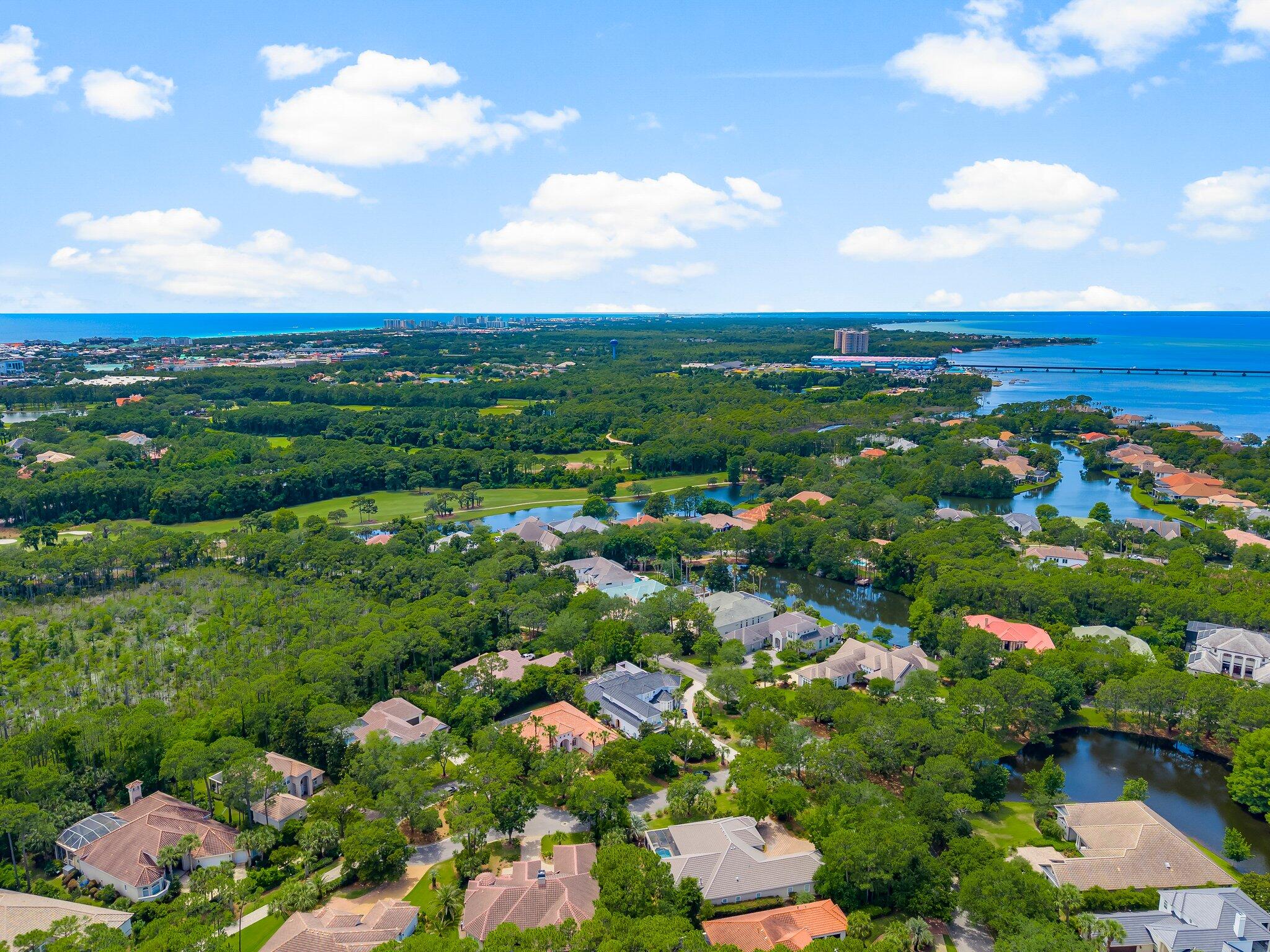 REGATTA BAY COMMODORE POINT - Residential