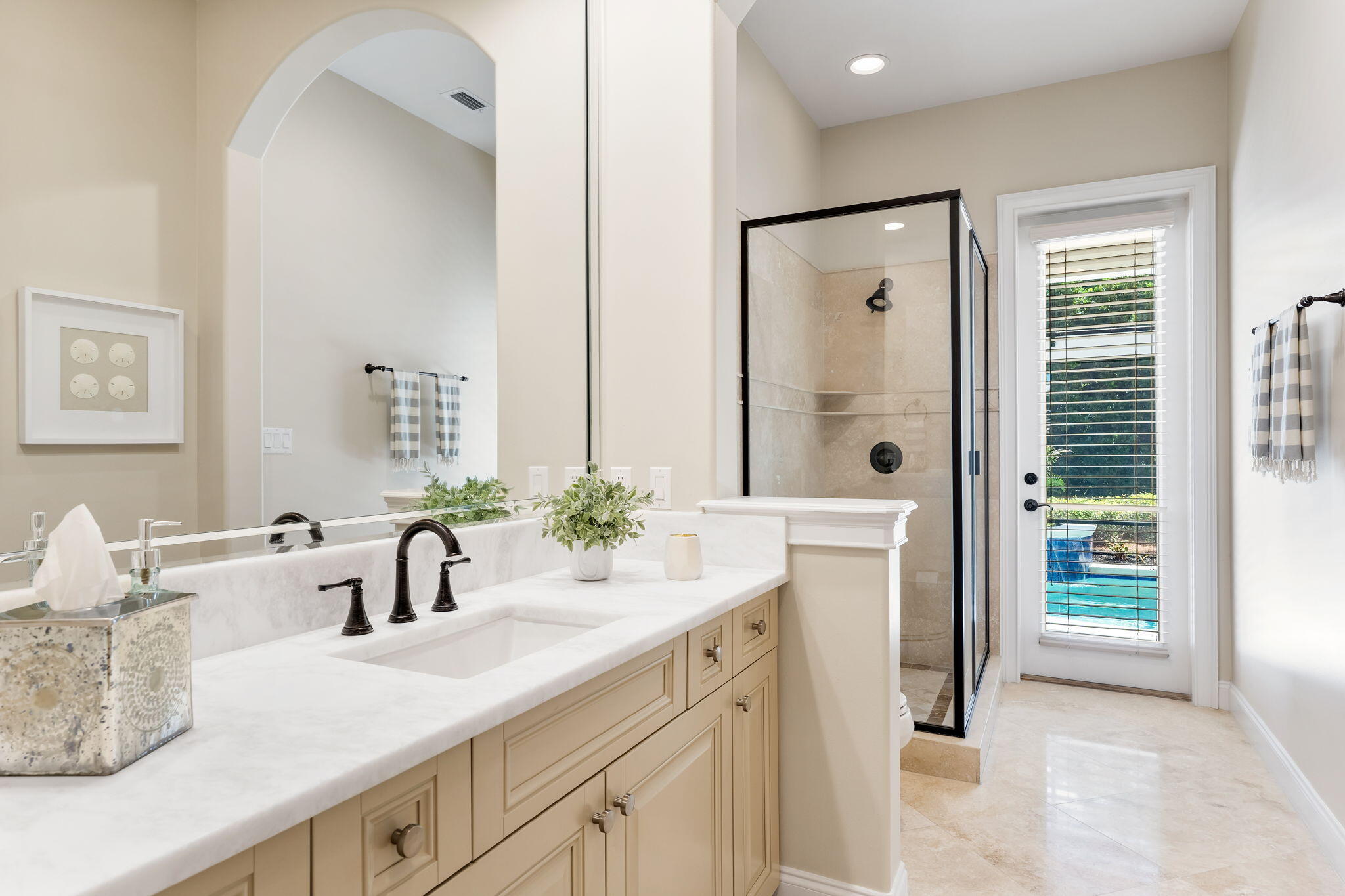 REGATTA BAY COMMODORE POINT - Residential
