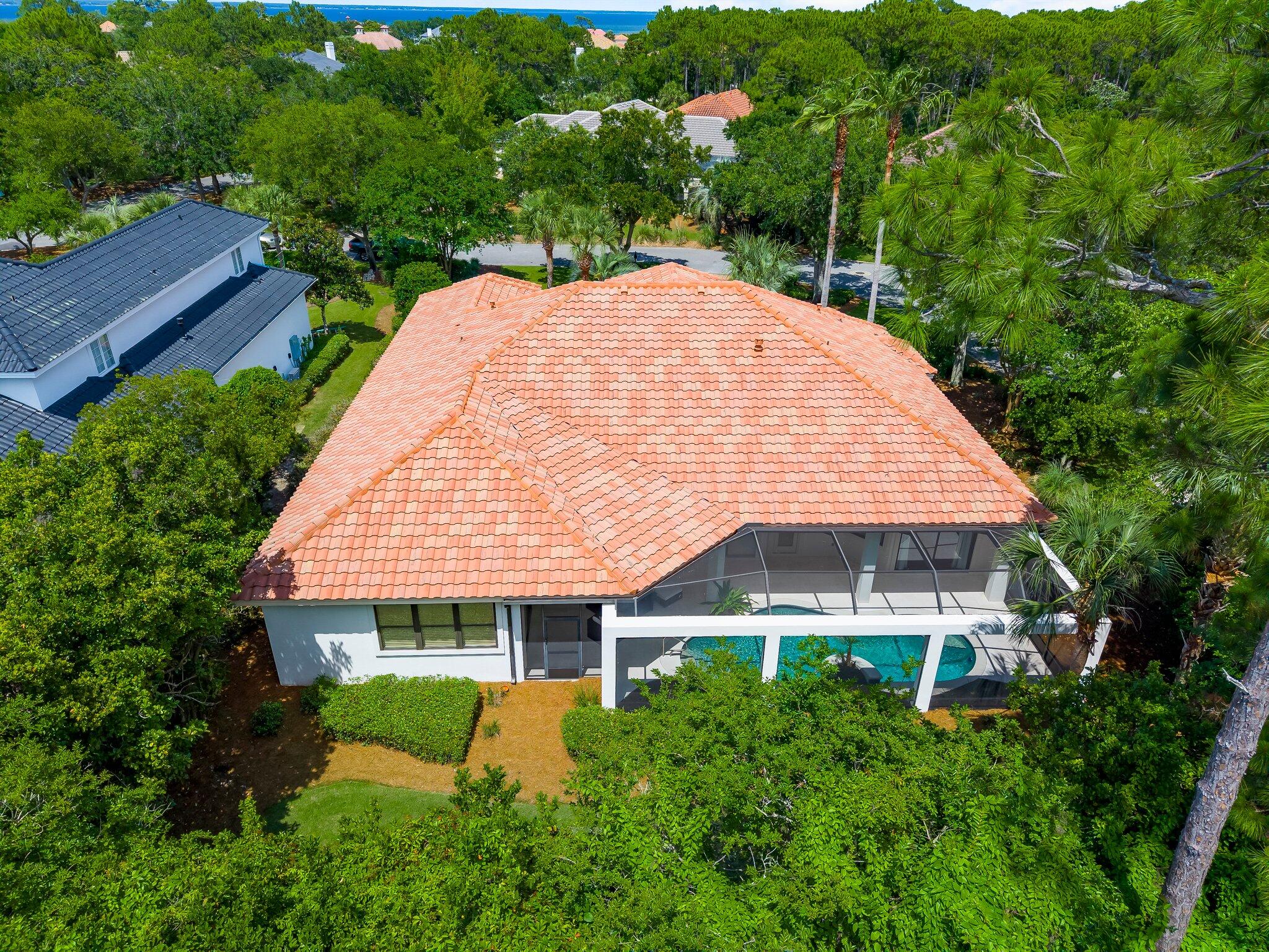 REGATTA BAY COMMODORE POINT - Residential