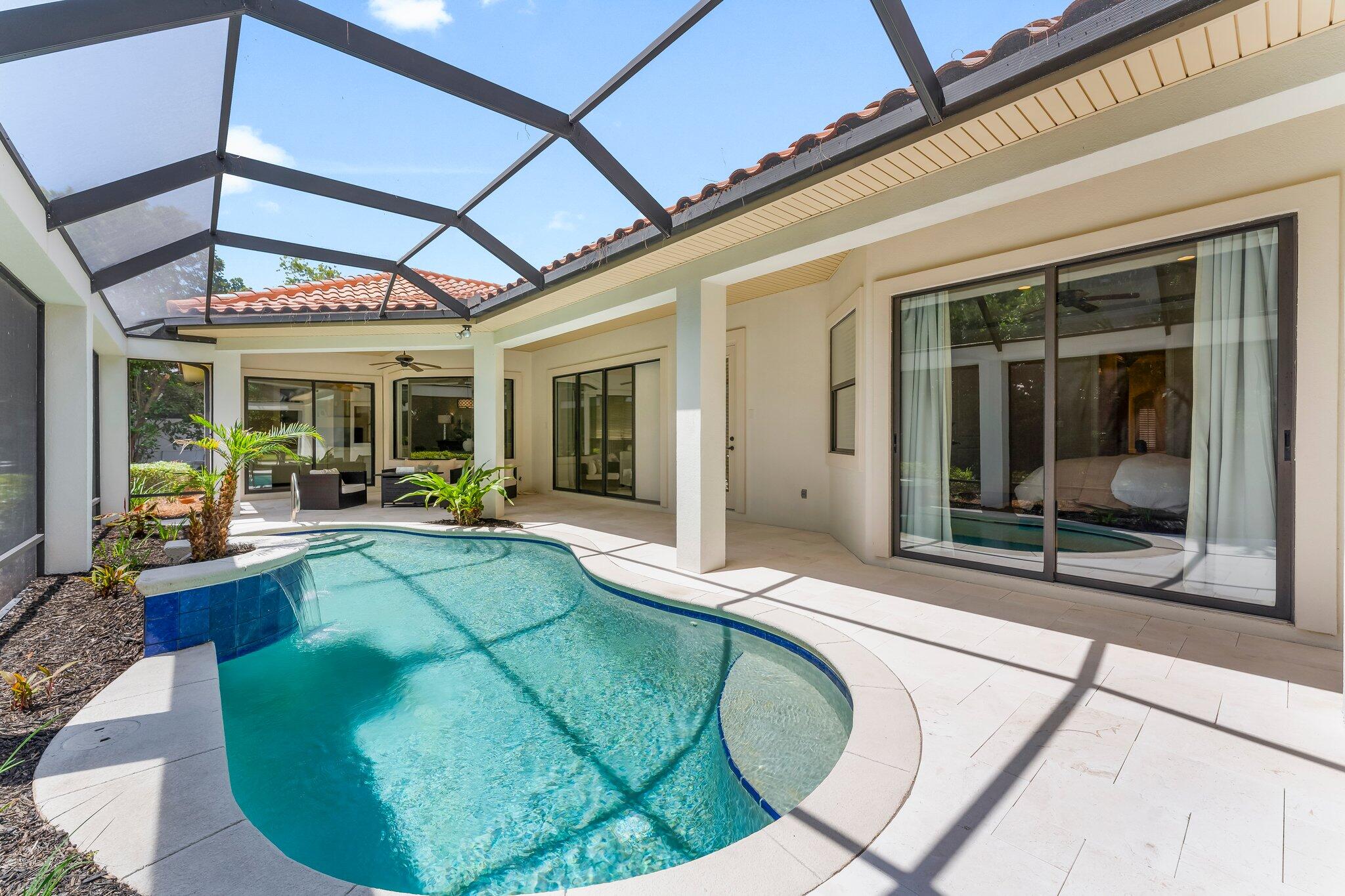 REGATTA BAY COMMODORE POINT - Residential