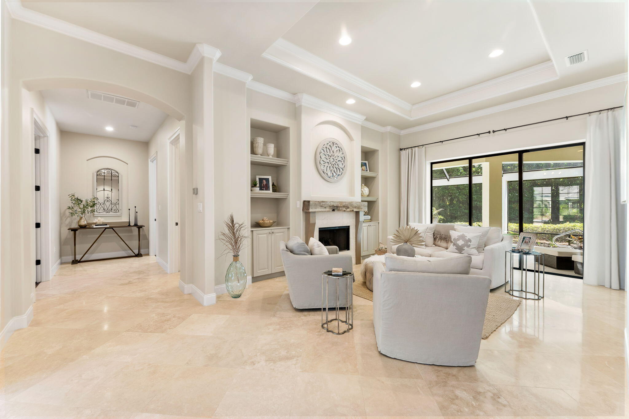 REGATTA BAY COMMODORE POINT - Residential