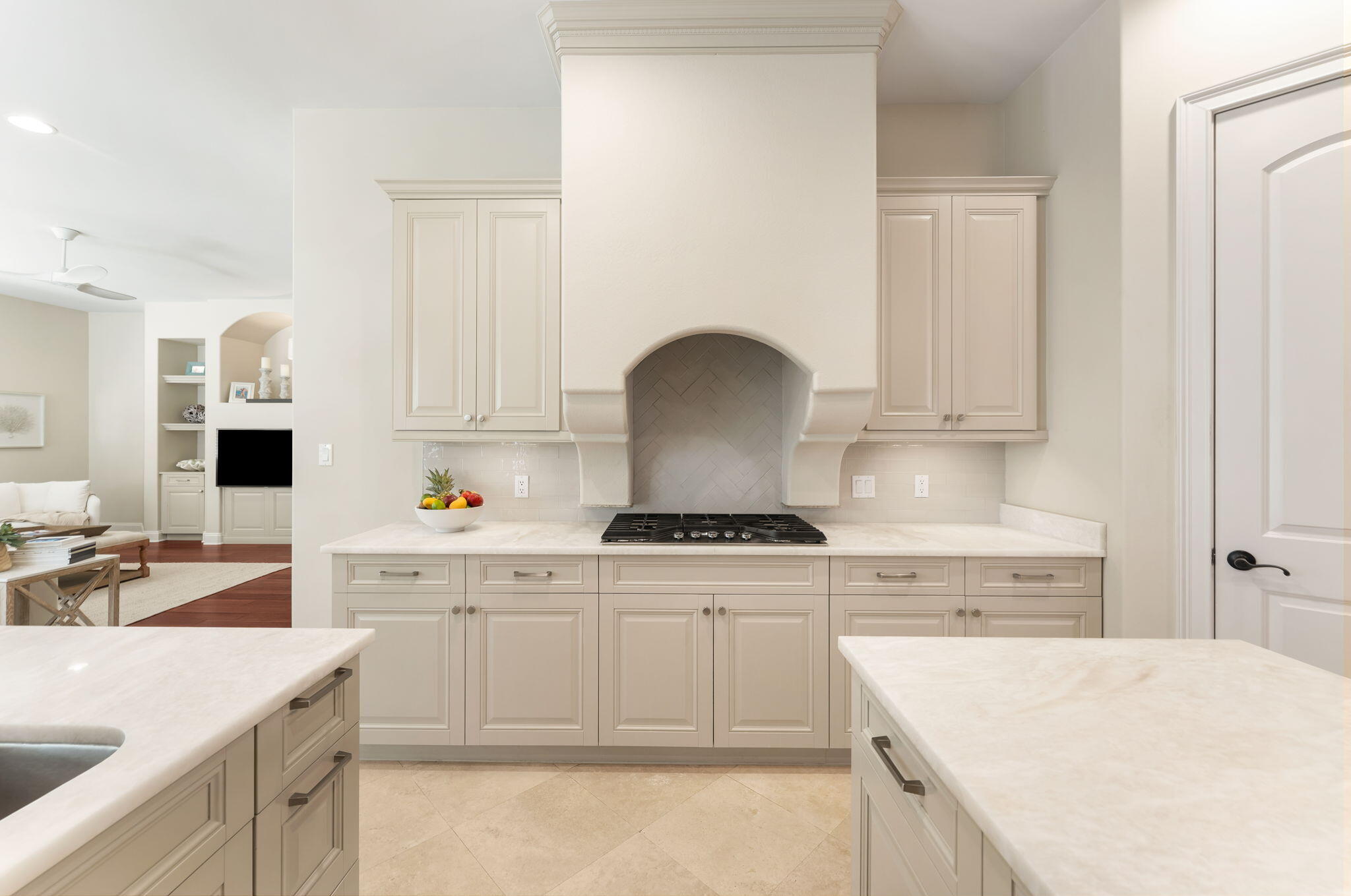 REGATTA BAY COMMODORE POINT - Residential
