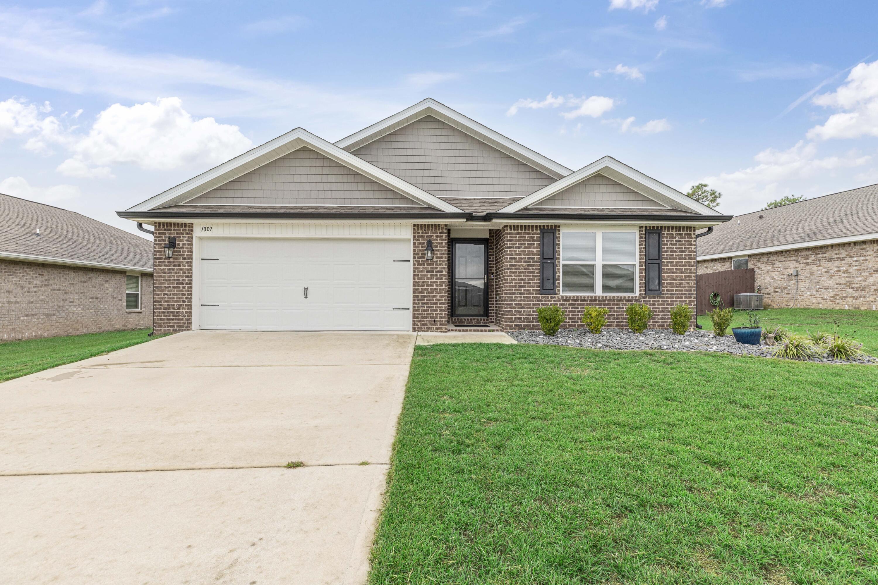 REDSTONE COMMONS - Residential Lease