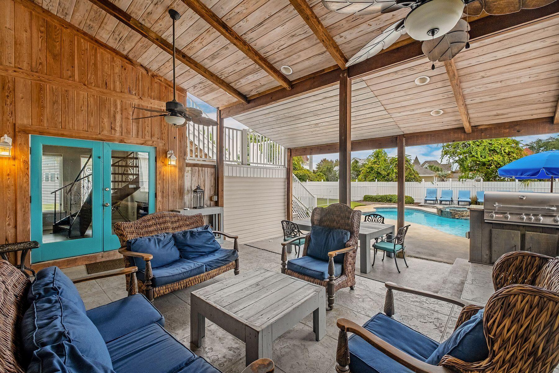 CRYSTAL BEACH - Residential