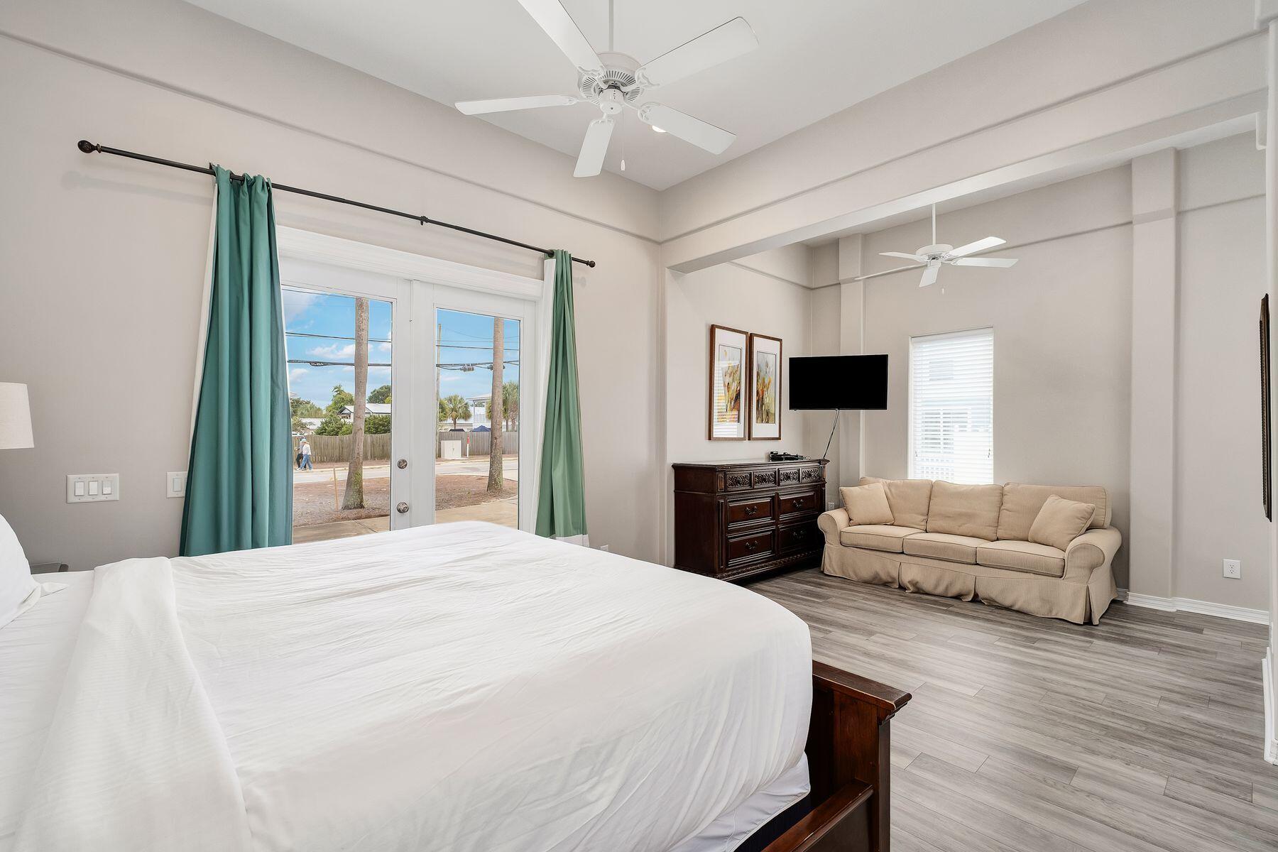 CRYSTAL BEACH - Residential