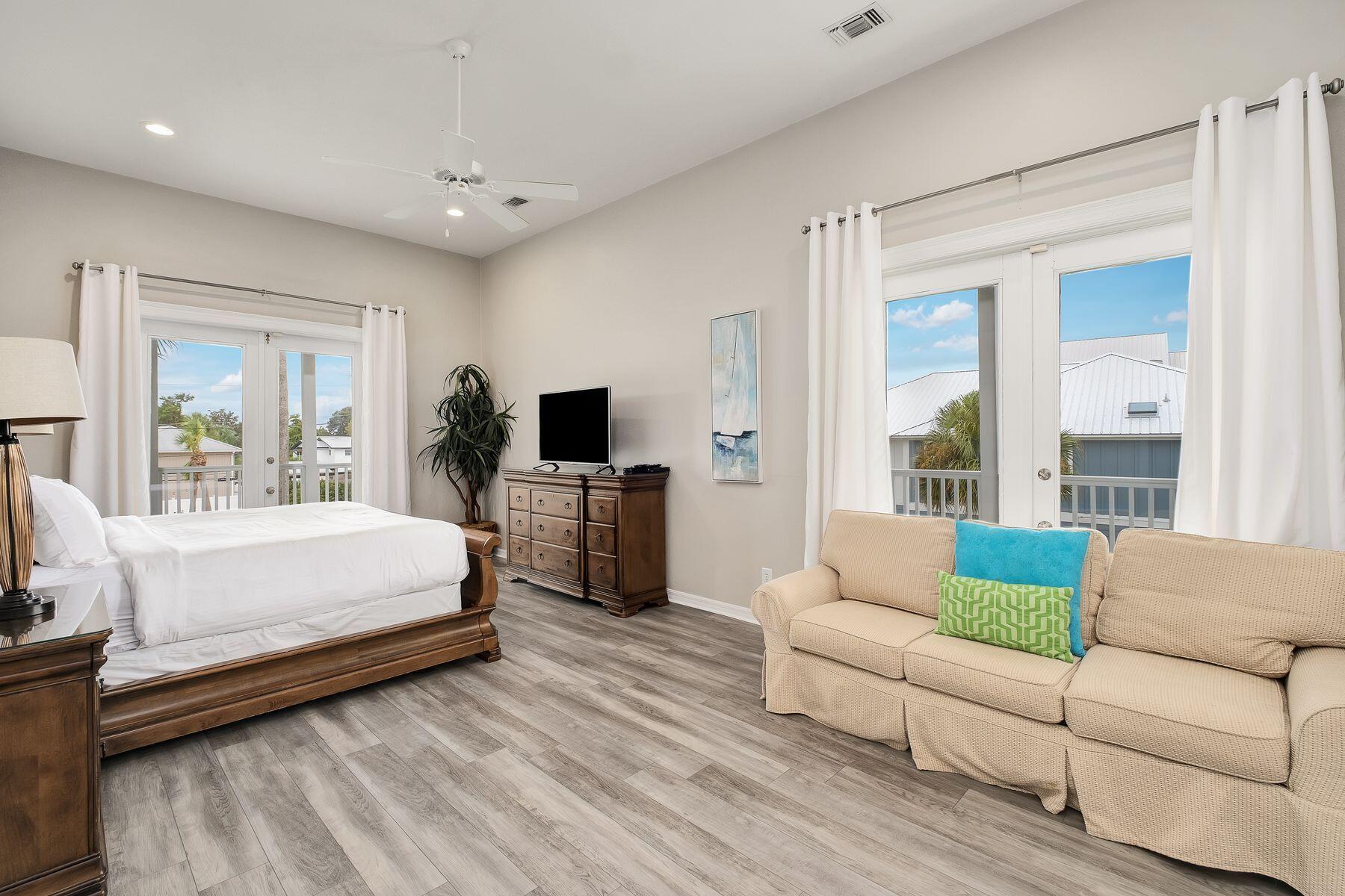 CRYSTAL BEACH - Residential