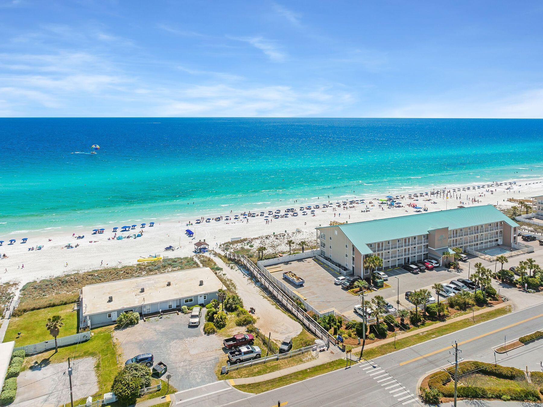 CRYSTAL BEACH - Residential