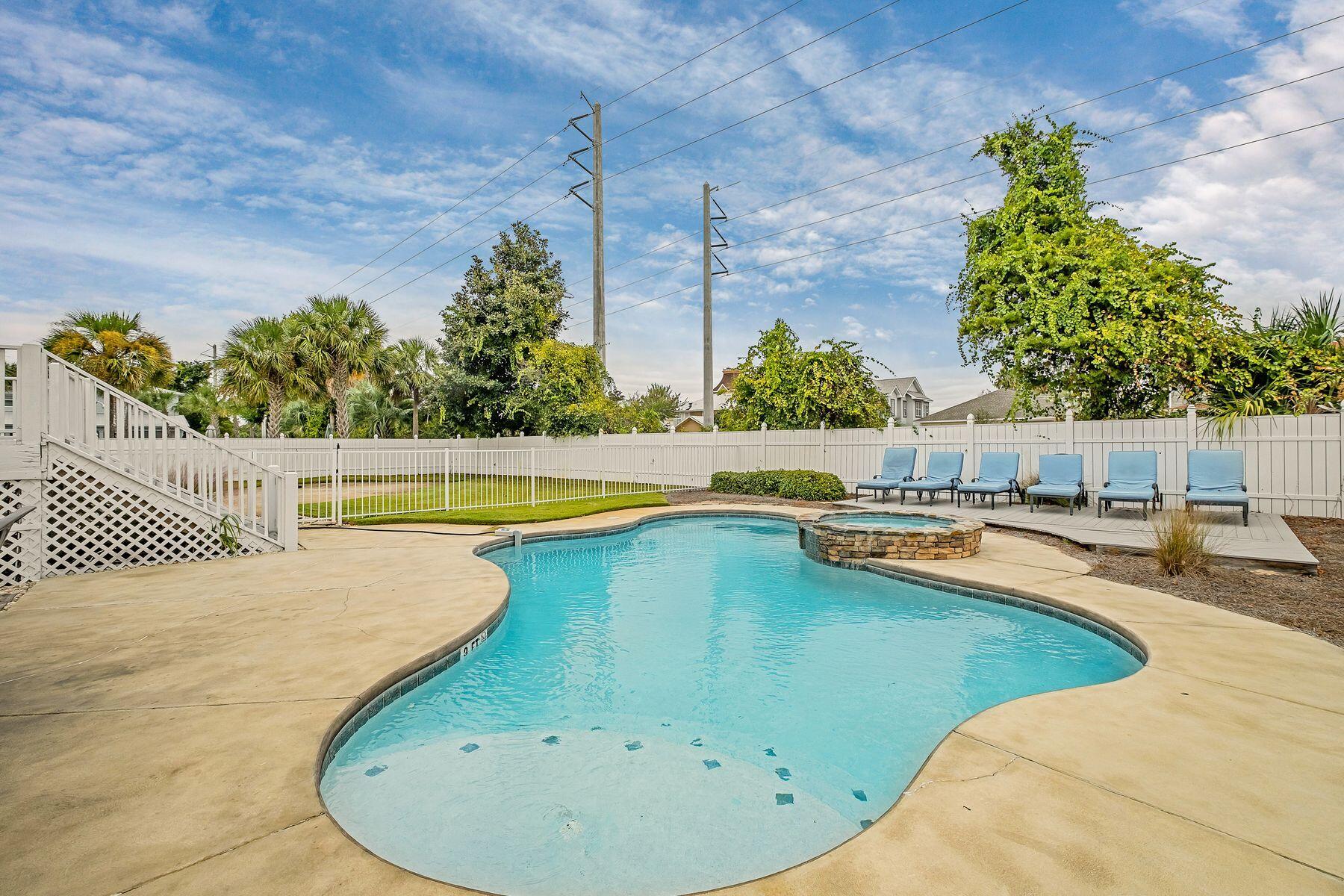 CRYSTAL BEACH - Residential