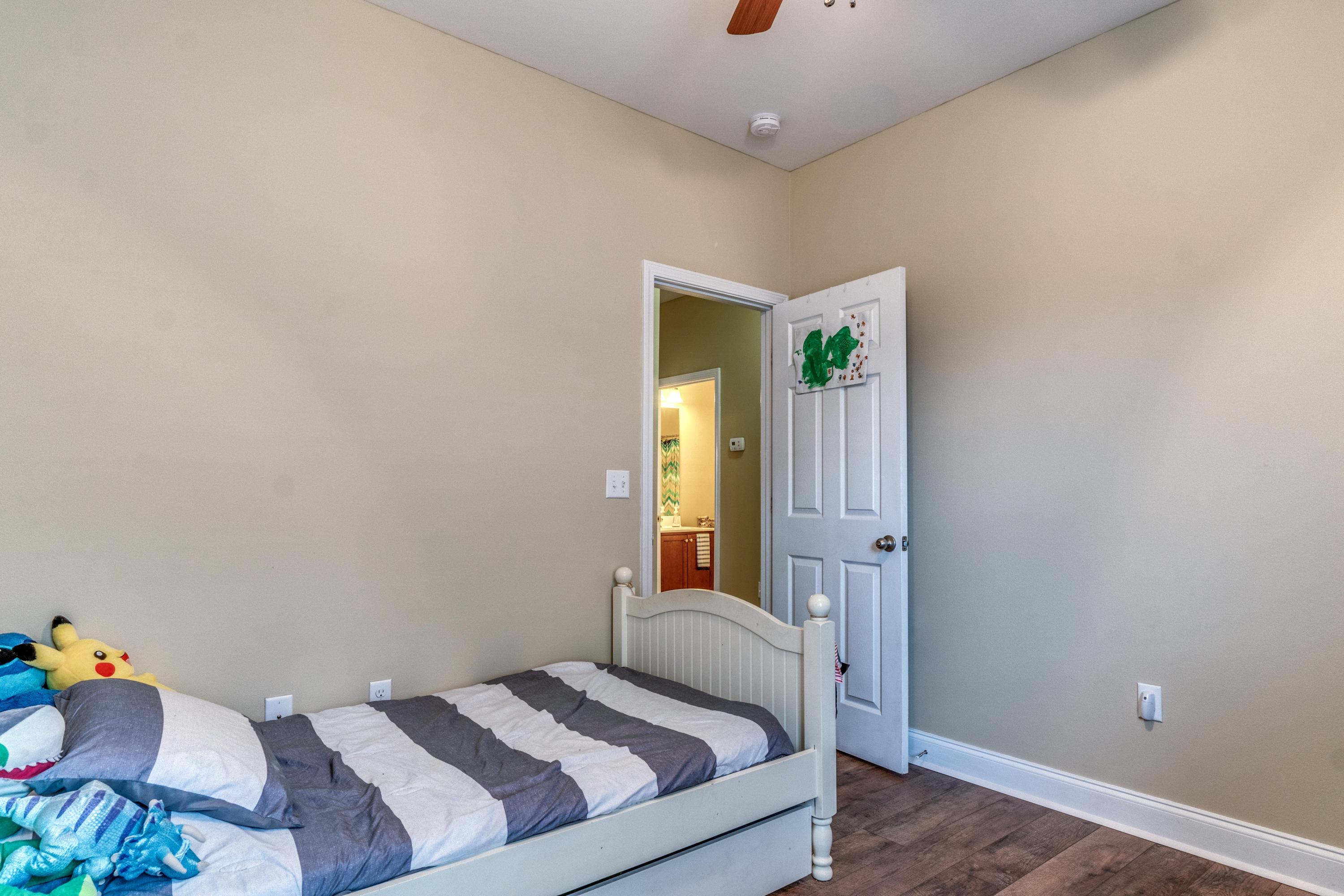 AA HOWELL S/D - Residential