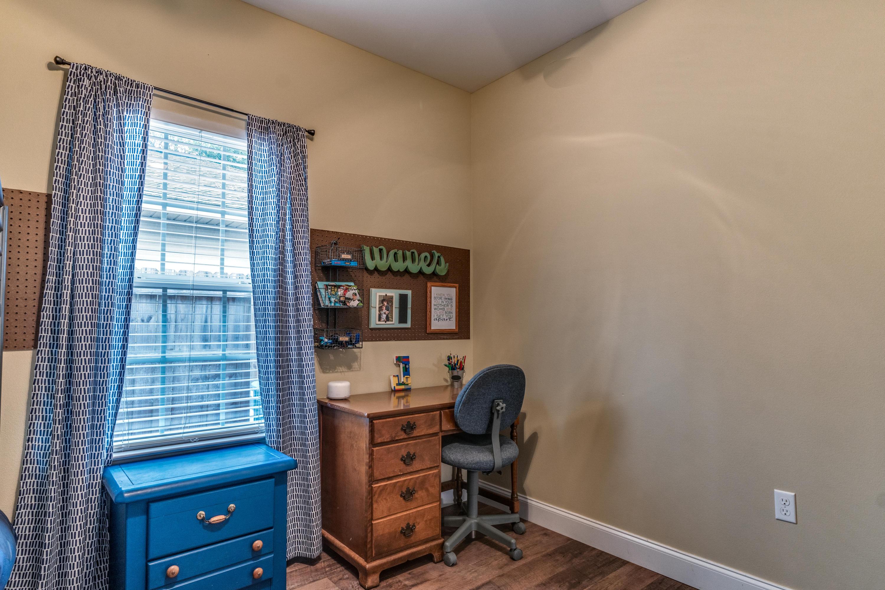 AA HOWELL S/D - Residential