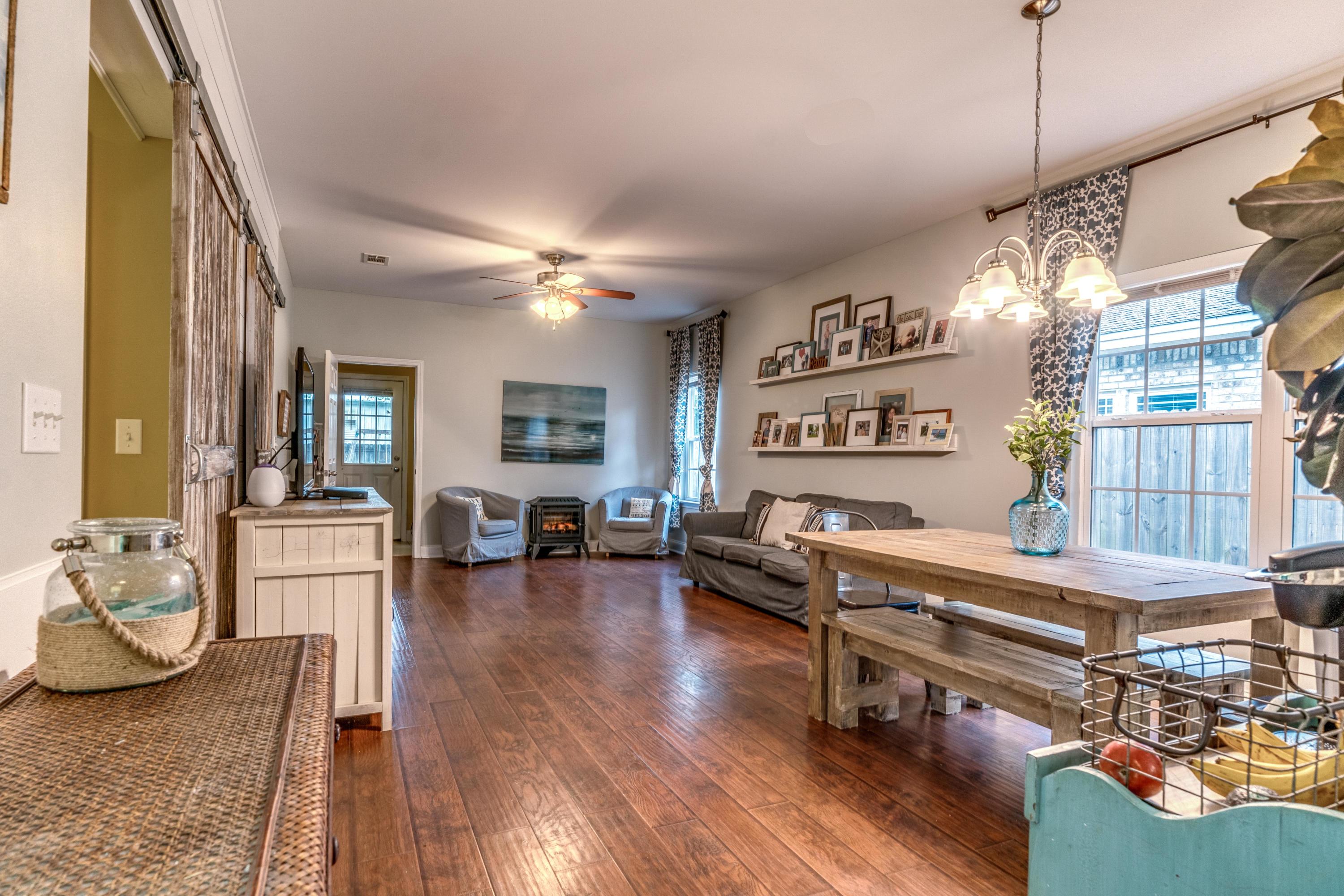 AA HOWELL S/D - Residential