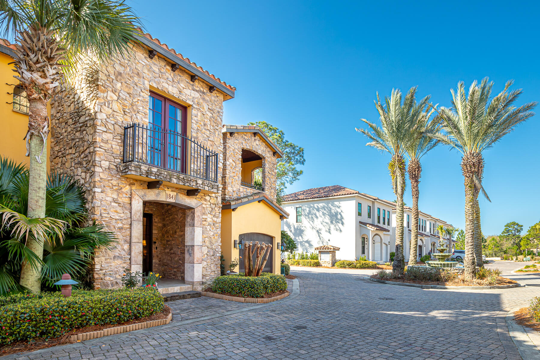 TUSCANA - Residential