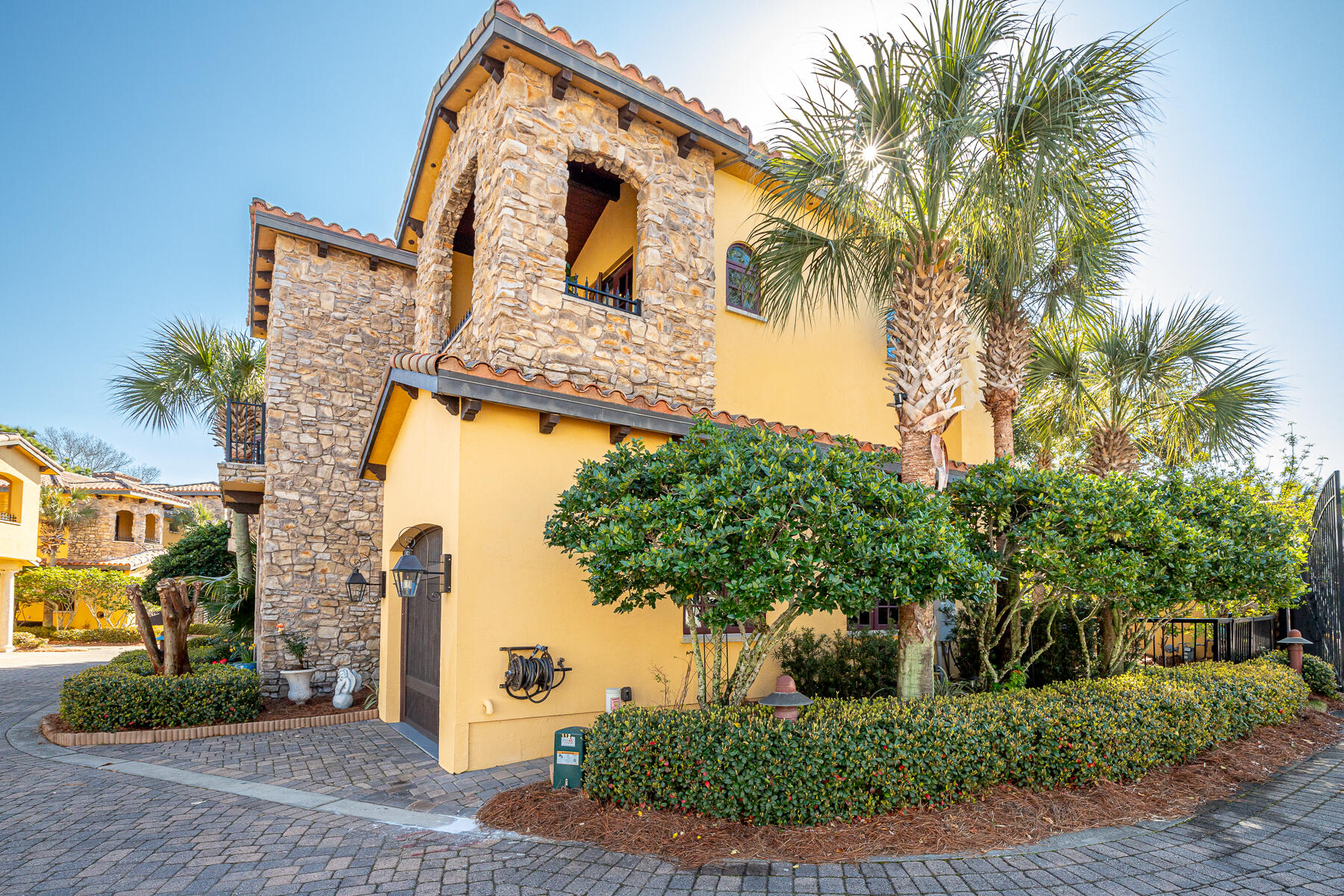 TUSCANA - Residential