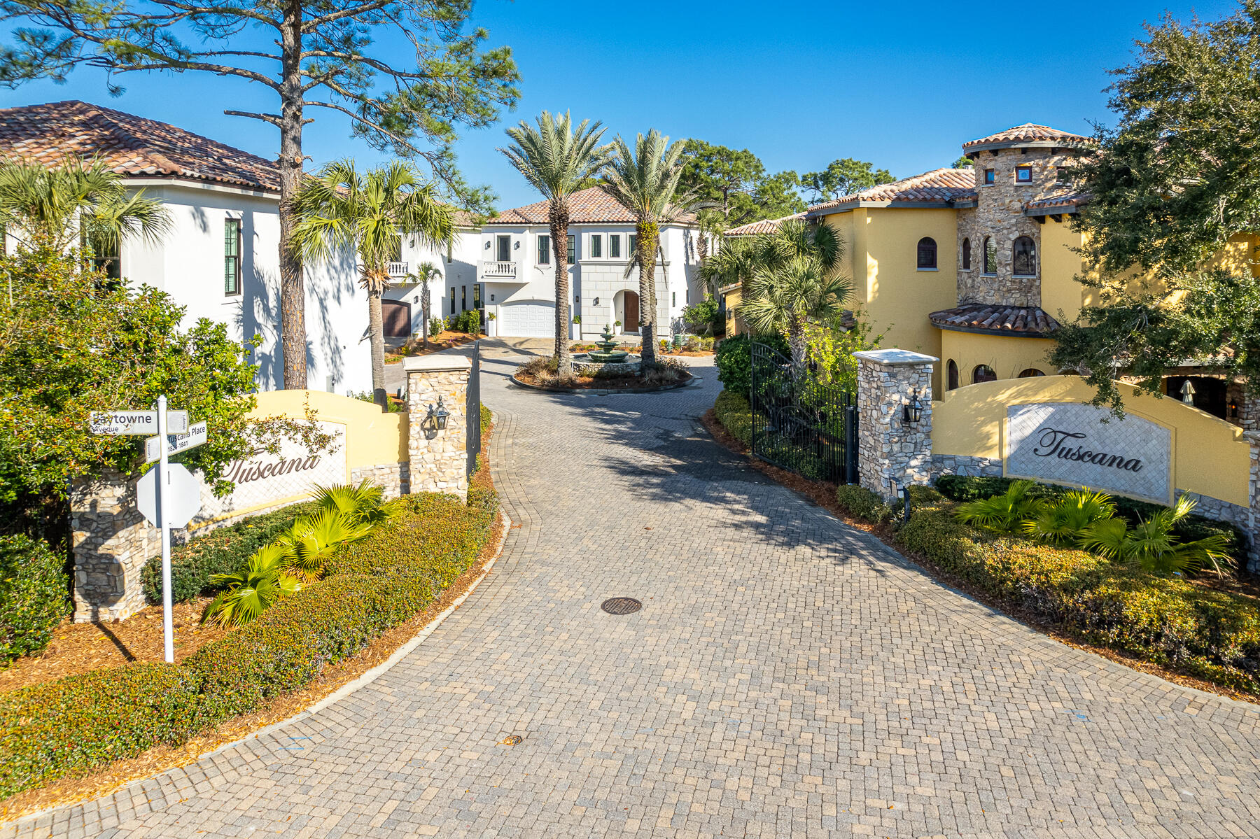 TUSCANA - Residential