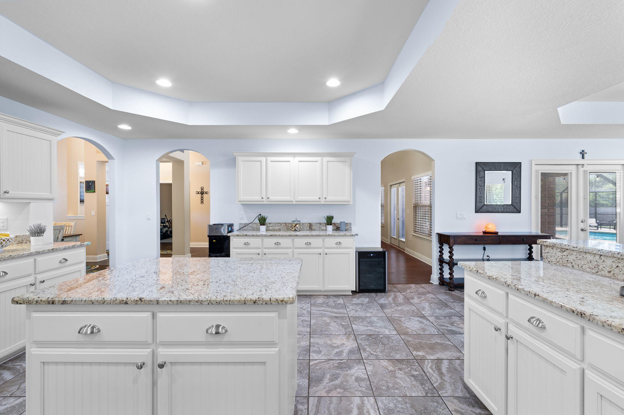 HOLLEY BY THE SEA - Residential