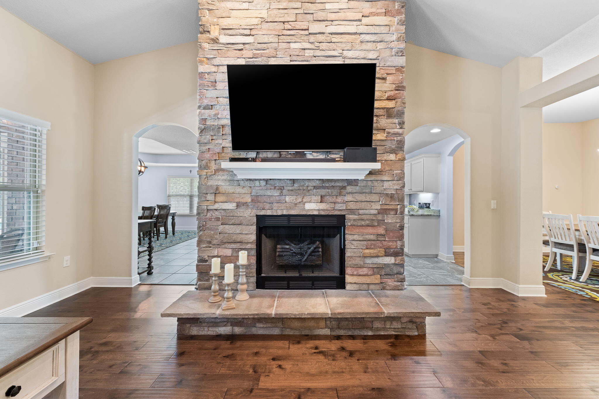 HOLLEY BY THE SEA - Residential