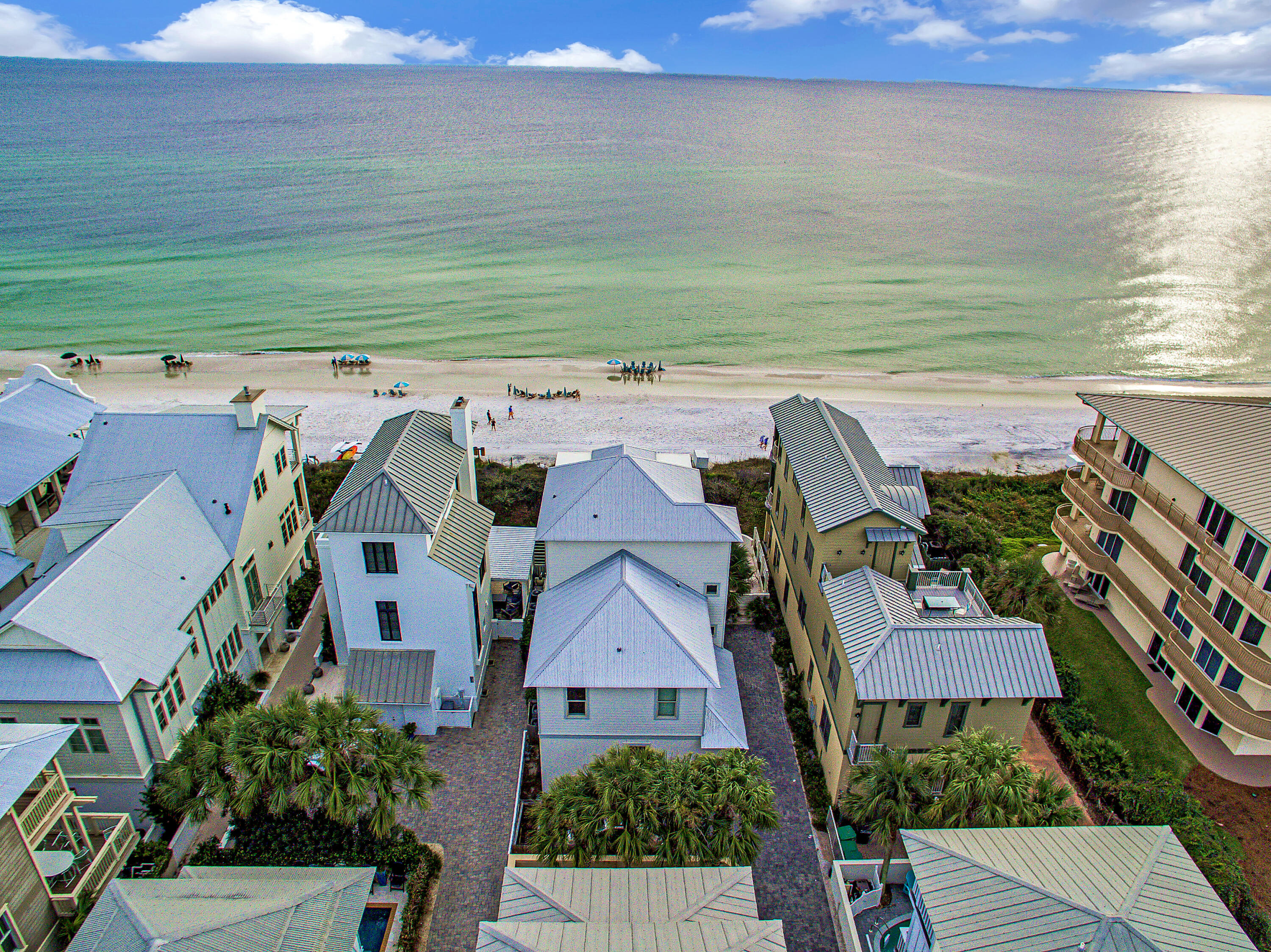 WATER'S EDGE - Residential