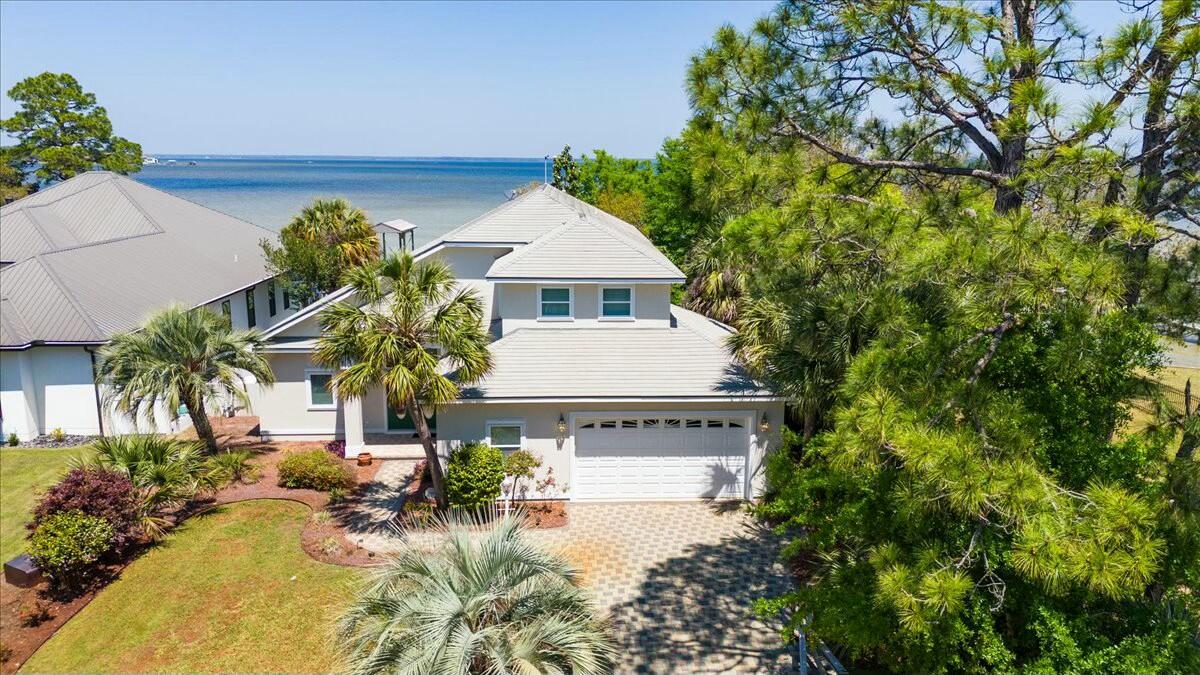 Pelican Bay - Residential