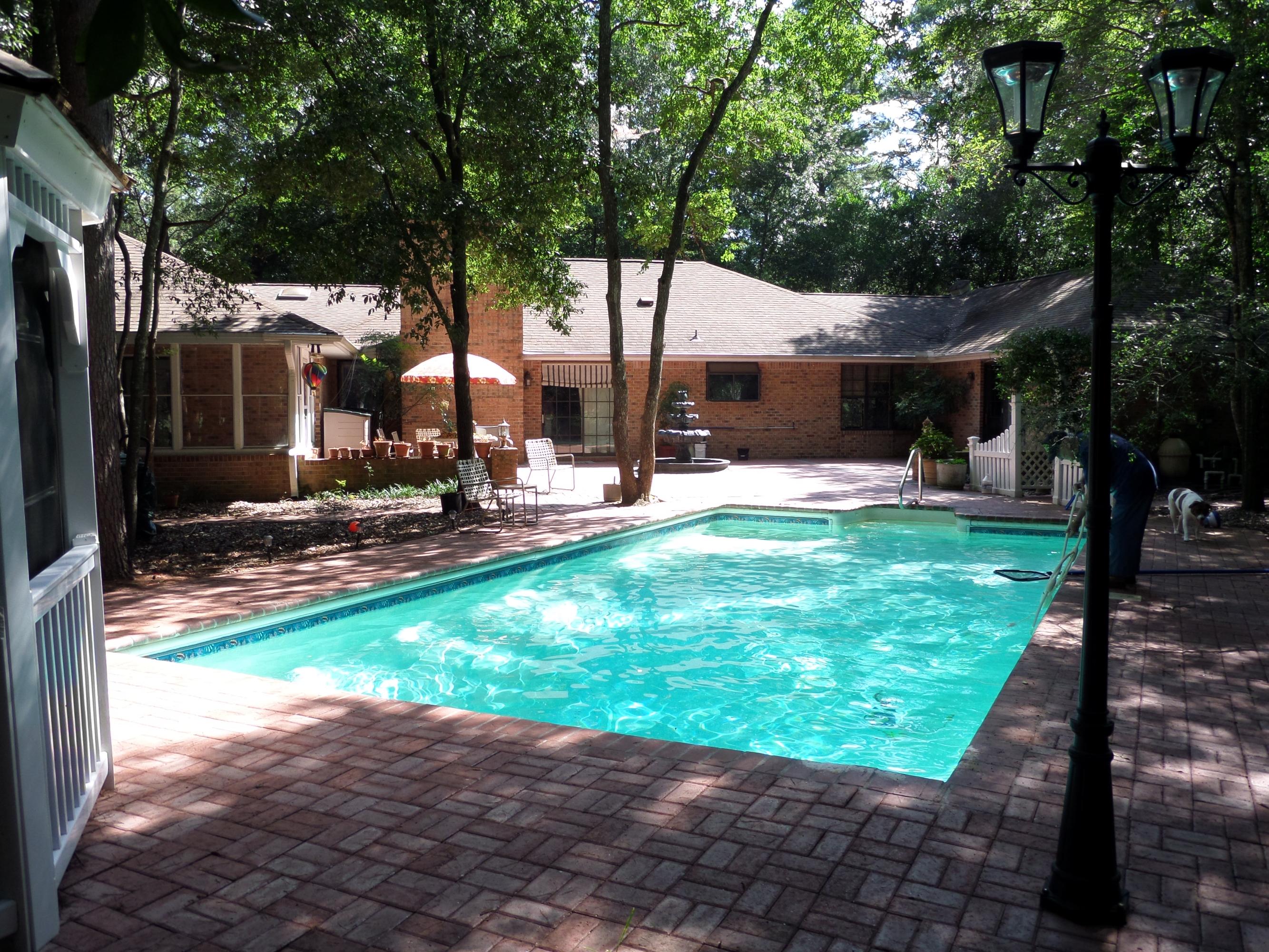 LES CHATEAU - Residential