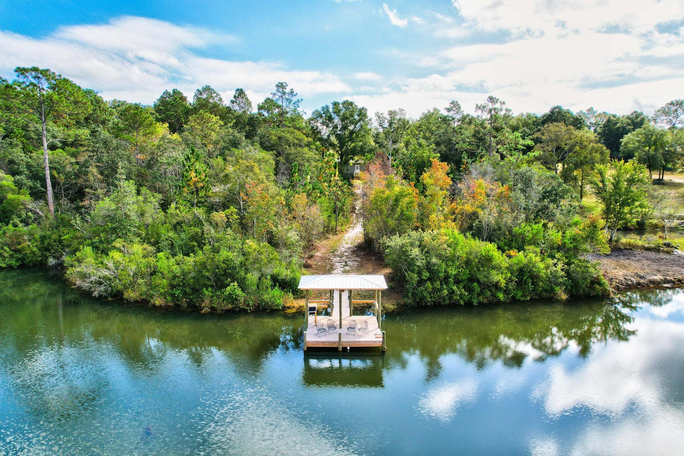 KENNEDY LAKE (UNRECORDED) - Residential