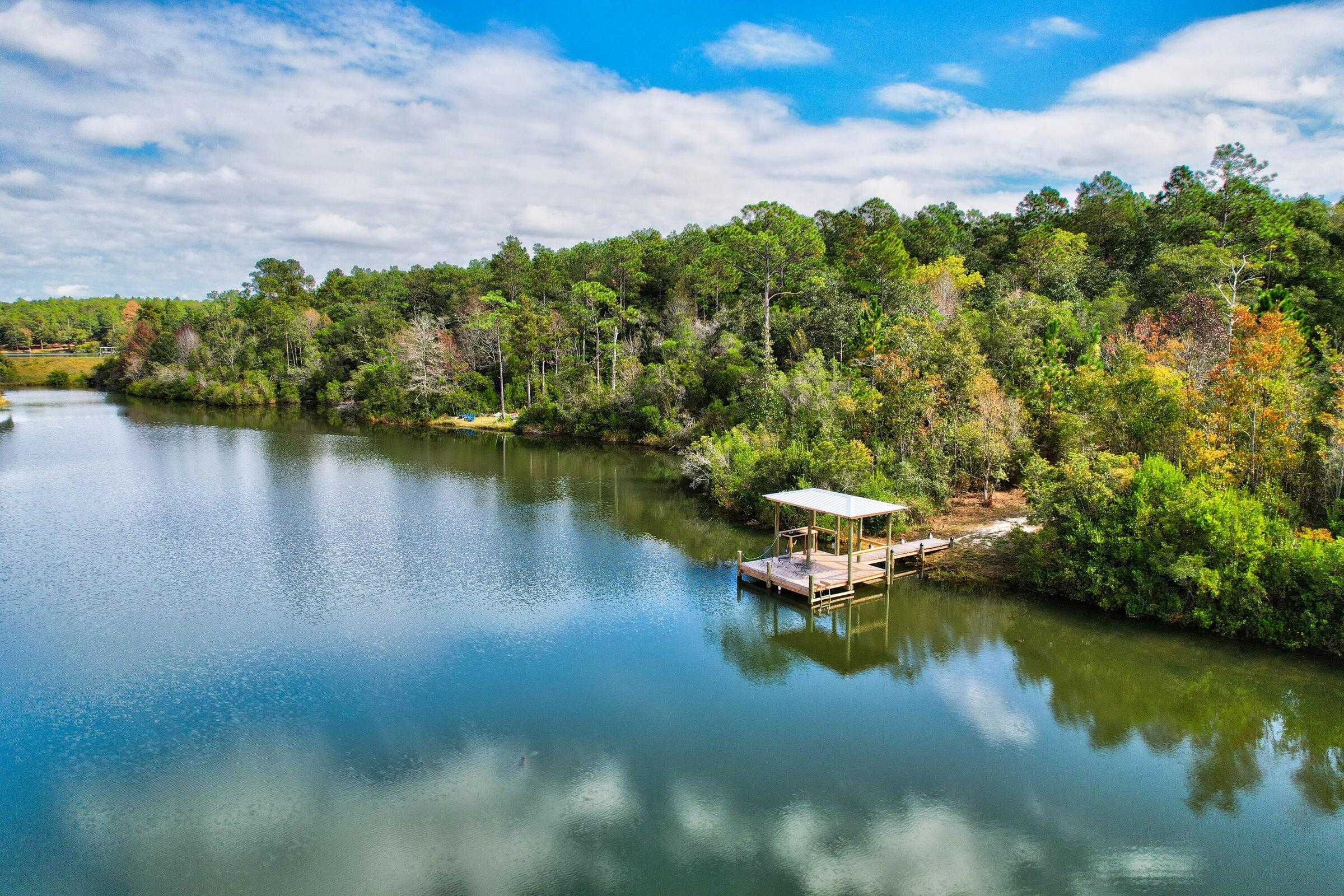 KENNEDY LAKE (UNRECORDED) - Residential