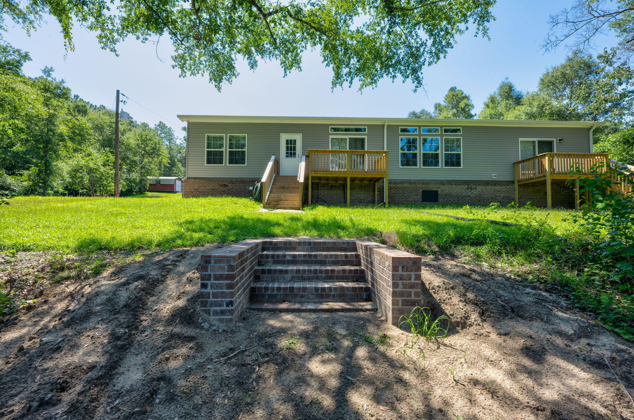 KENNEDY LAKE (UNRECORDED) - Residential