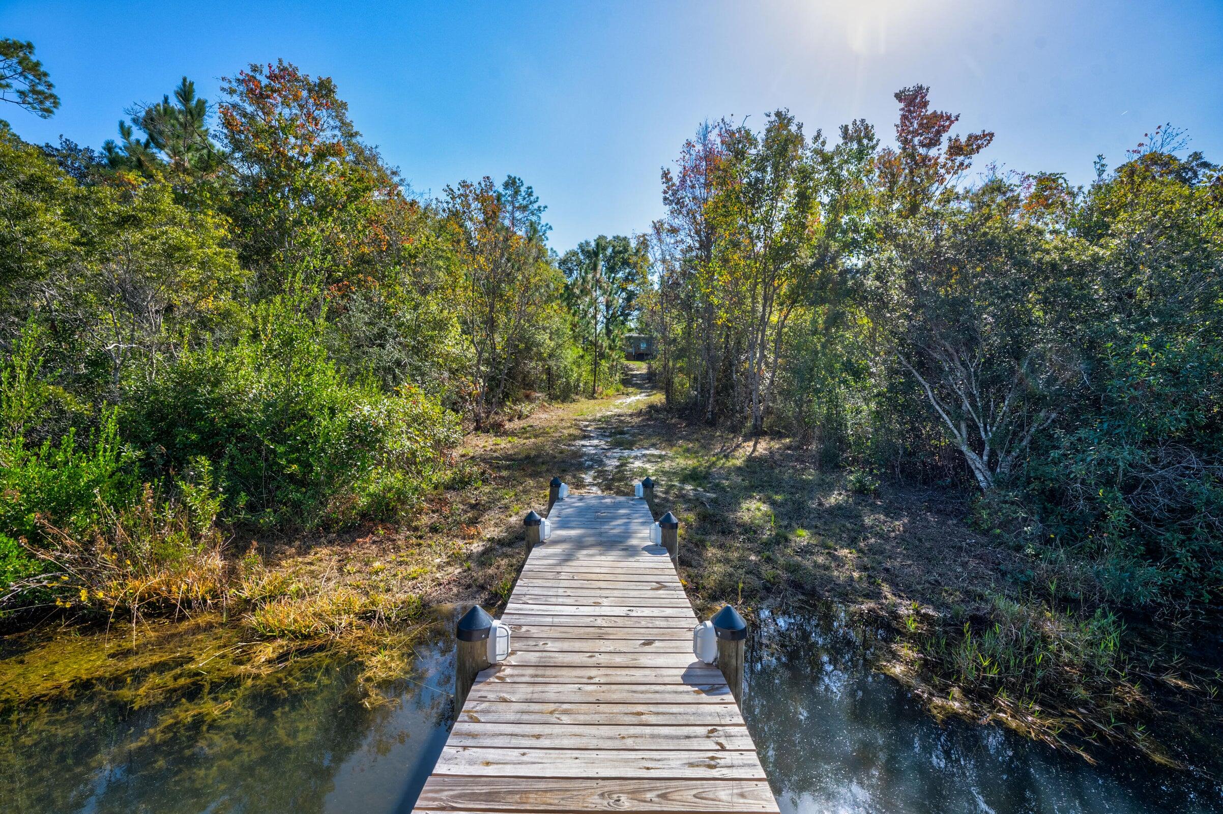 KENNEDY LAKE (UNRECORDED) - Residential