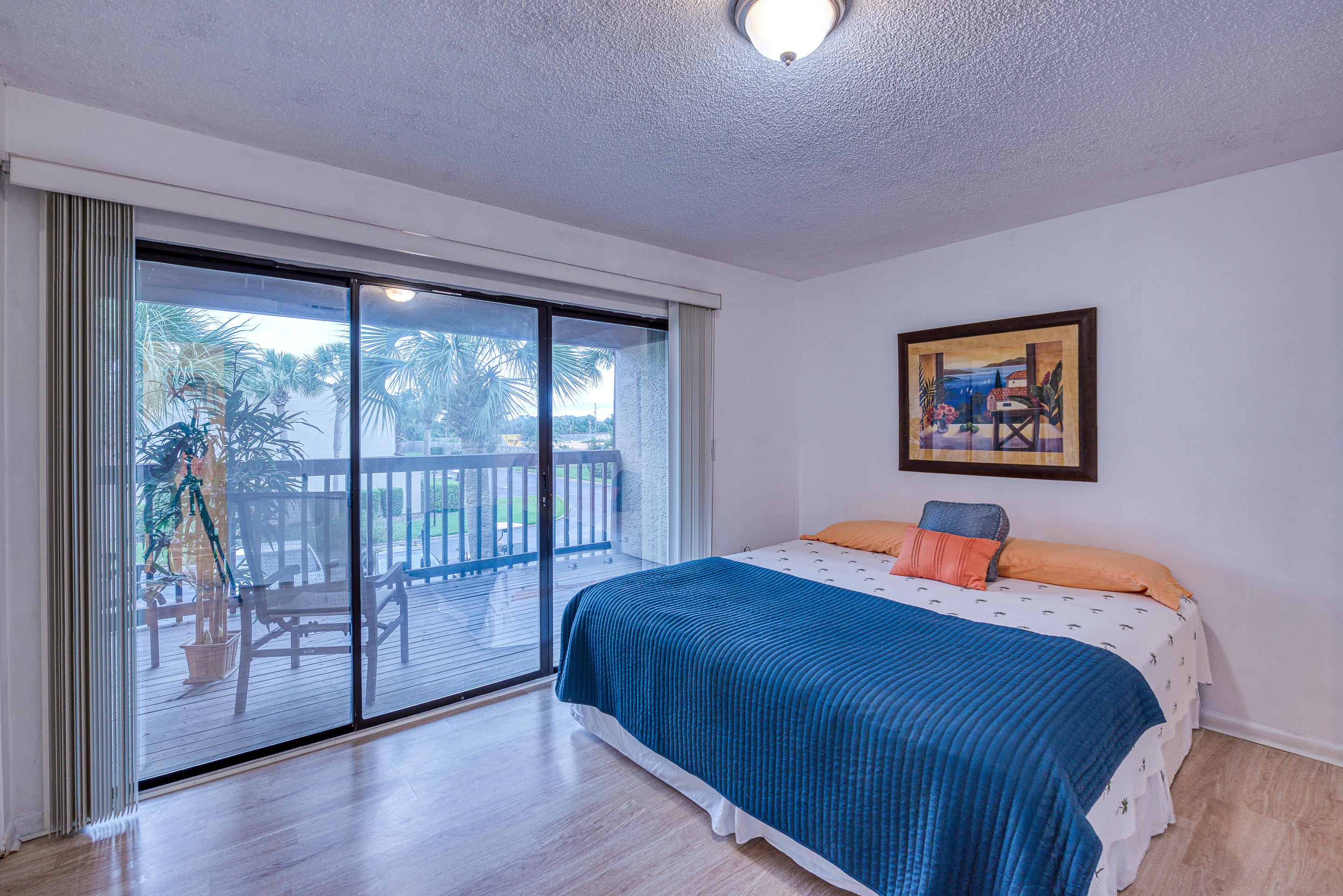 PORTSIDE CONDO - Residential