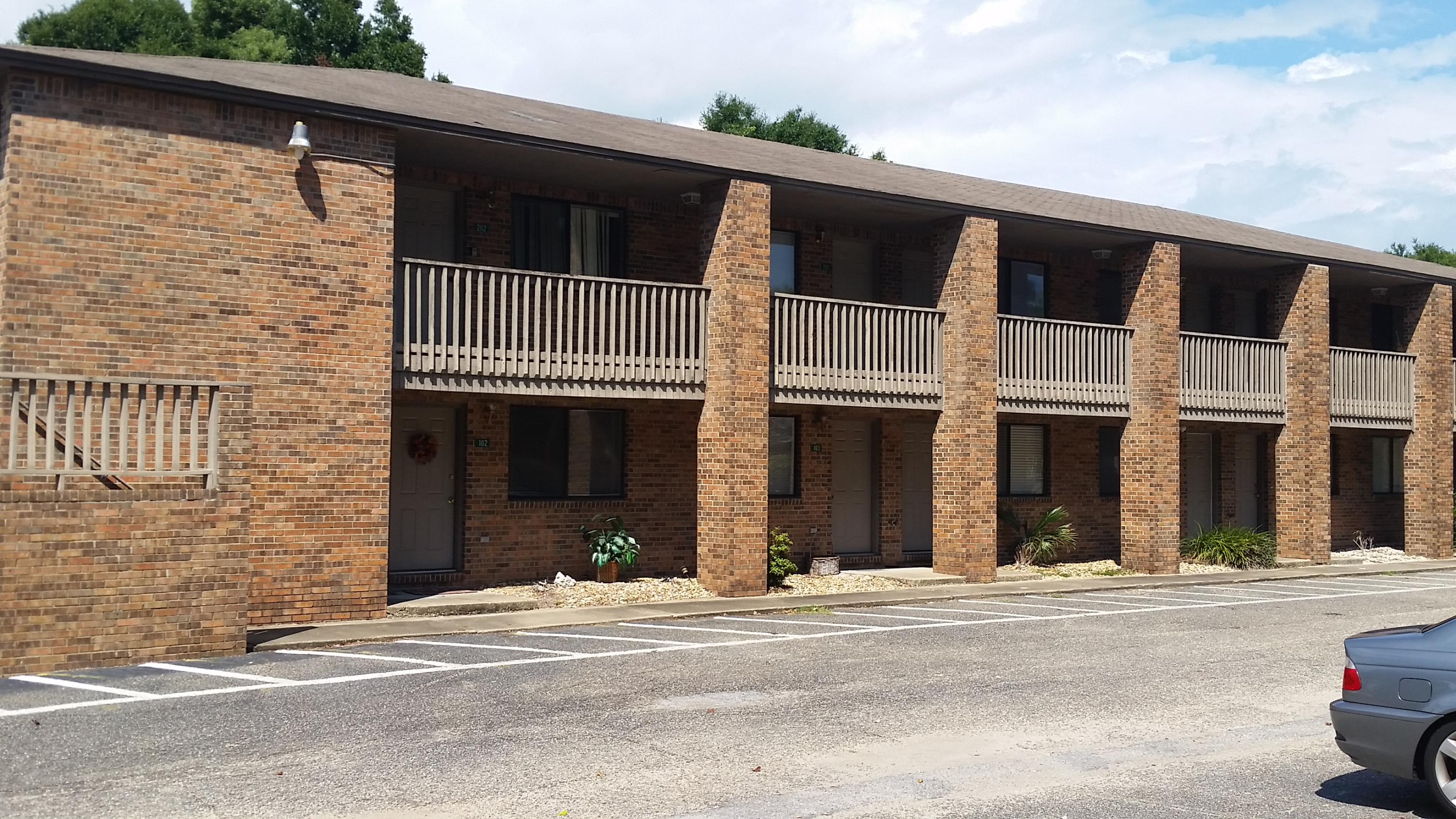 STUDIO ARMS CONDO - Residential