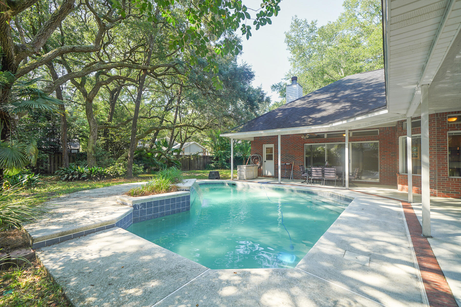 VILLAGE OF BOLTON AT BLUEWATER BAY - Residential