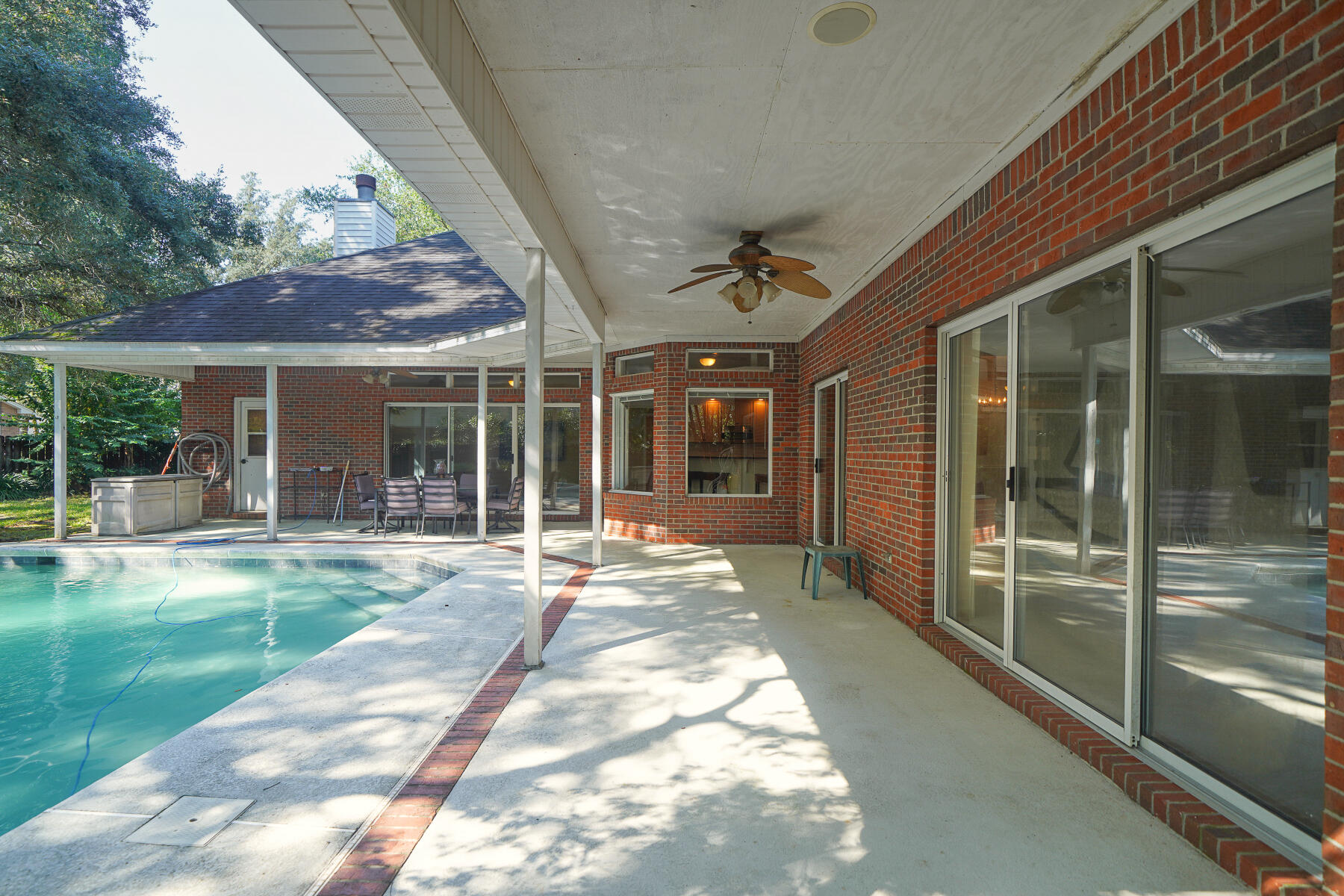 VILLAGE OF BOLTON AT BLUEWATER BAY - Residential