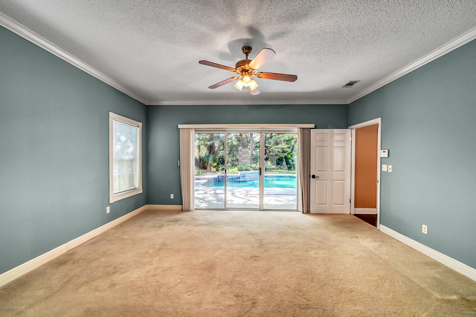 VILLAGE OF BOLTON AT BLUEWATER BAY - Residential