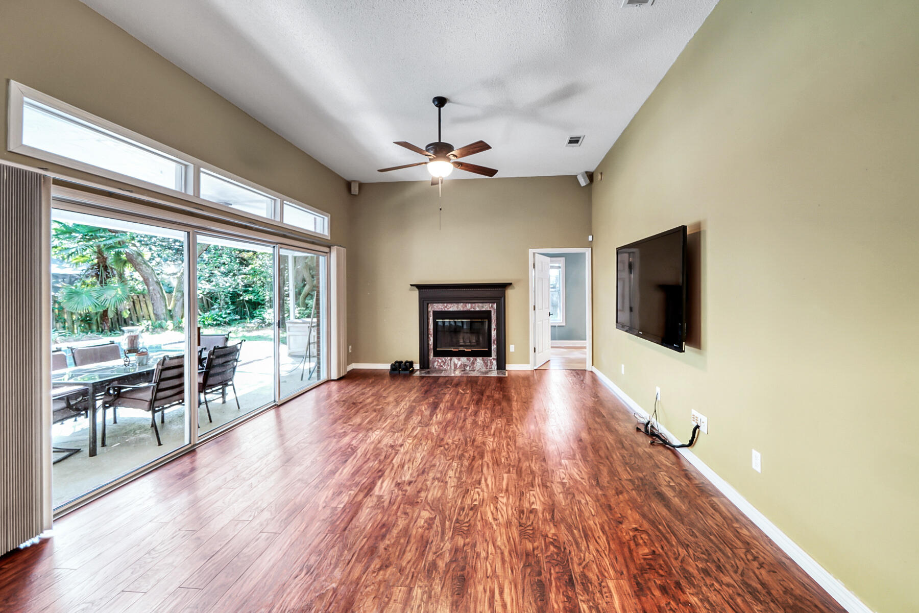 VILLAGE OF BOLTON AT BLUEWATER BAY - Residential