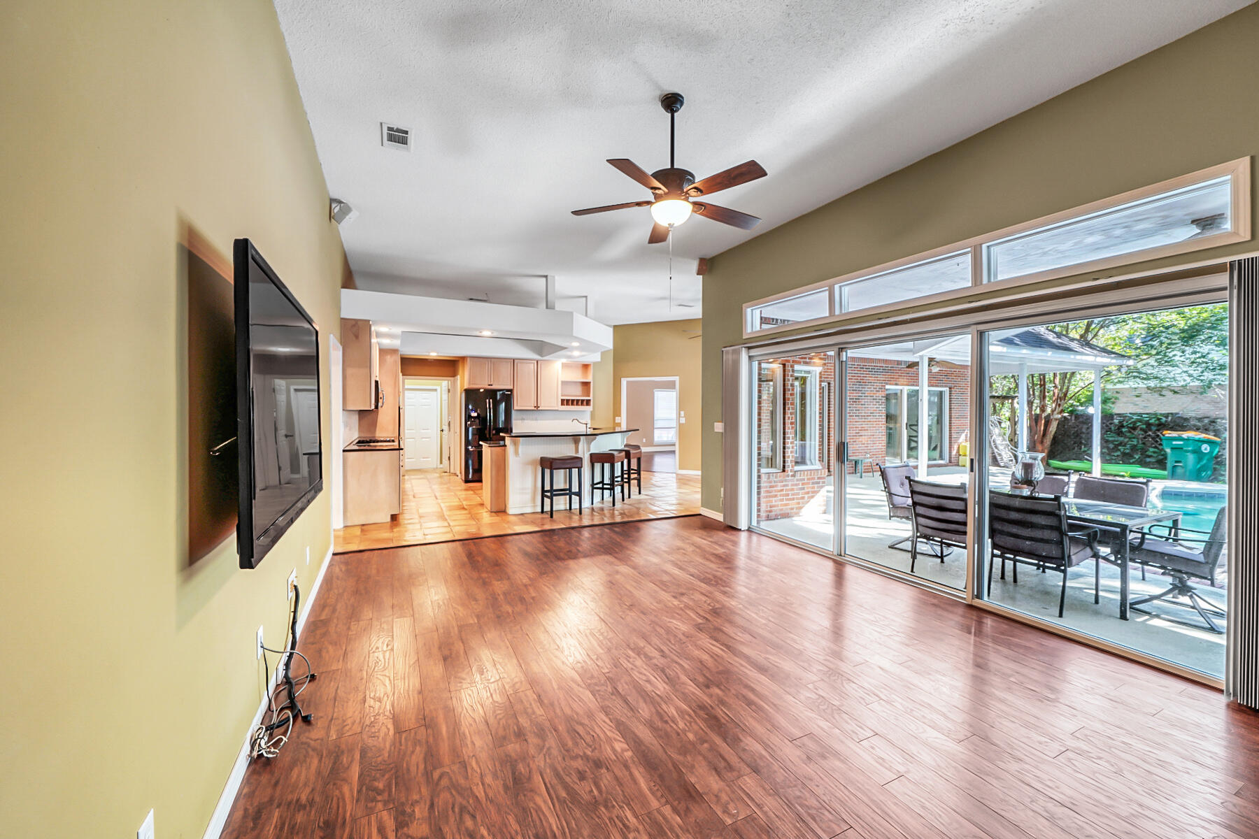 VILLAGE OF BOLTON AT BLUEWATER BAY - Residential