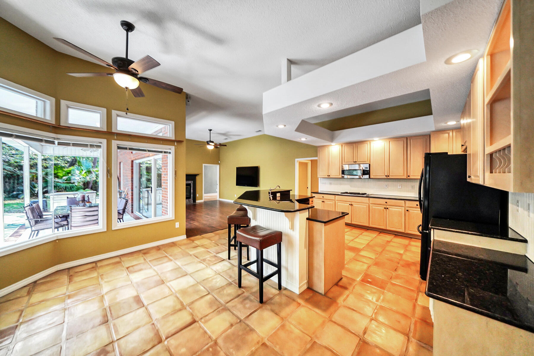 VILLAGE OF BOLTON AT BLUEWATER BAY - Residential