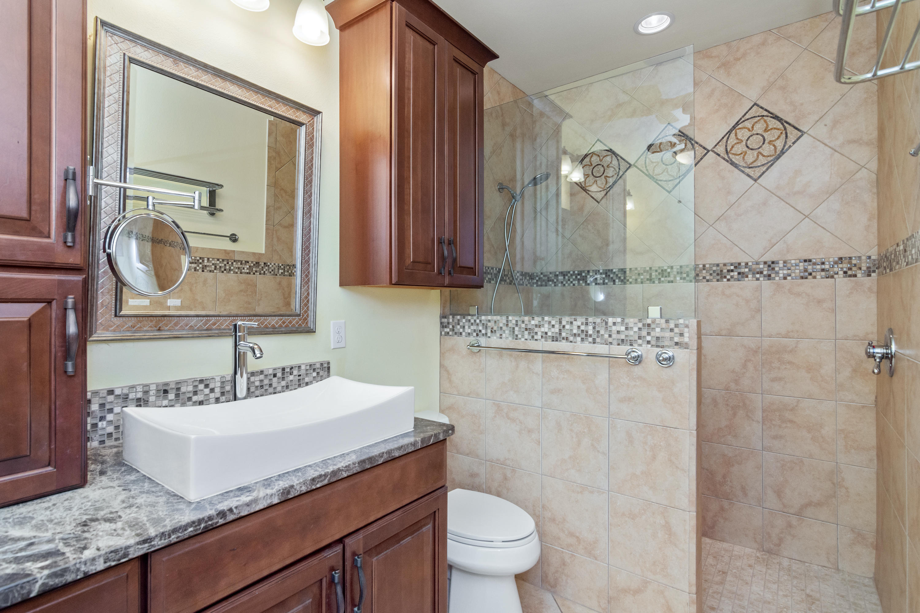 AVALON BEACH ESTATES - Residential