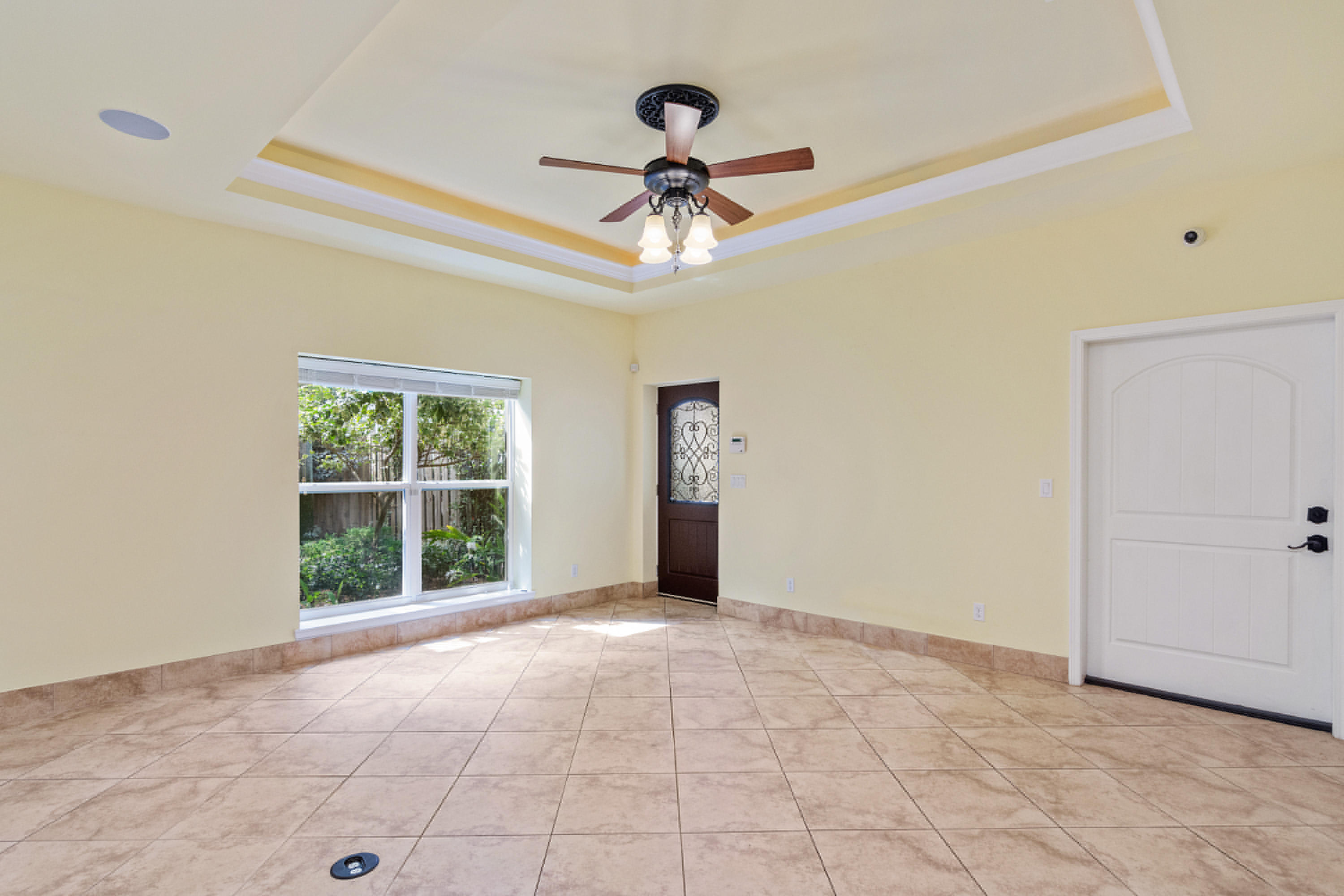 AVALON BEACH ESTATES - Residential