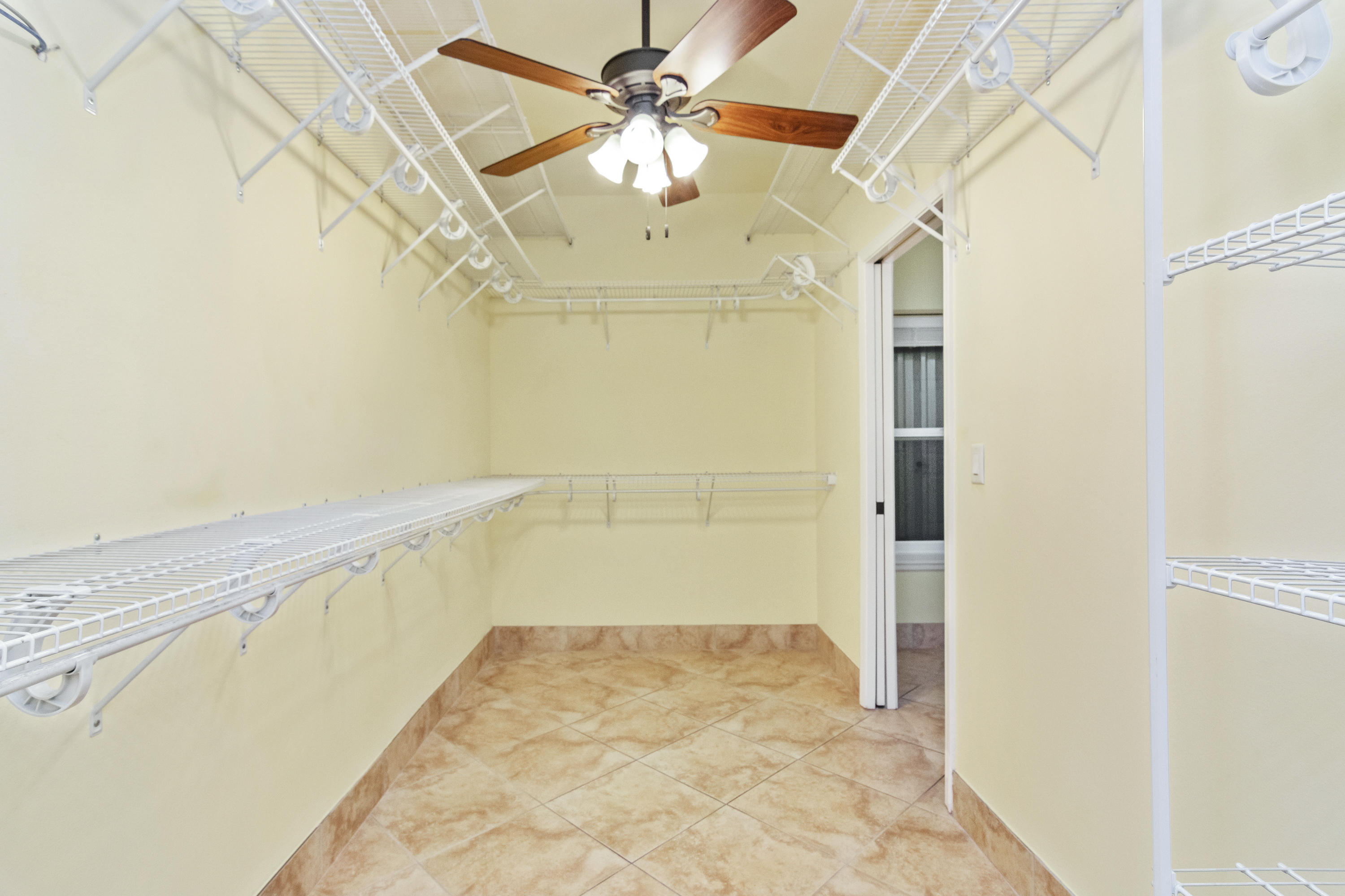 AVALON BEACH ESTATES - Residential