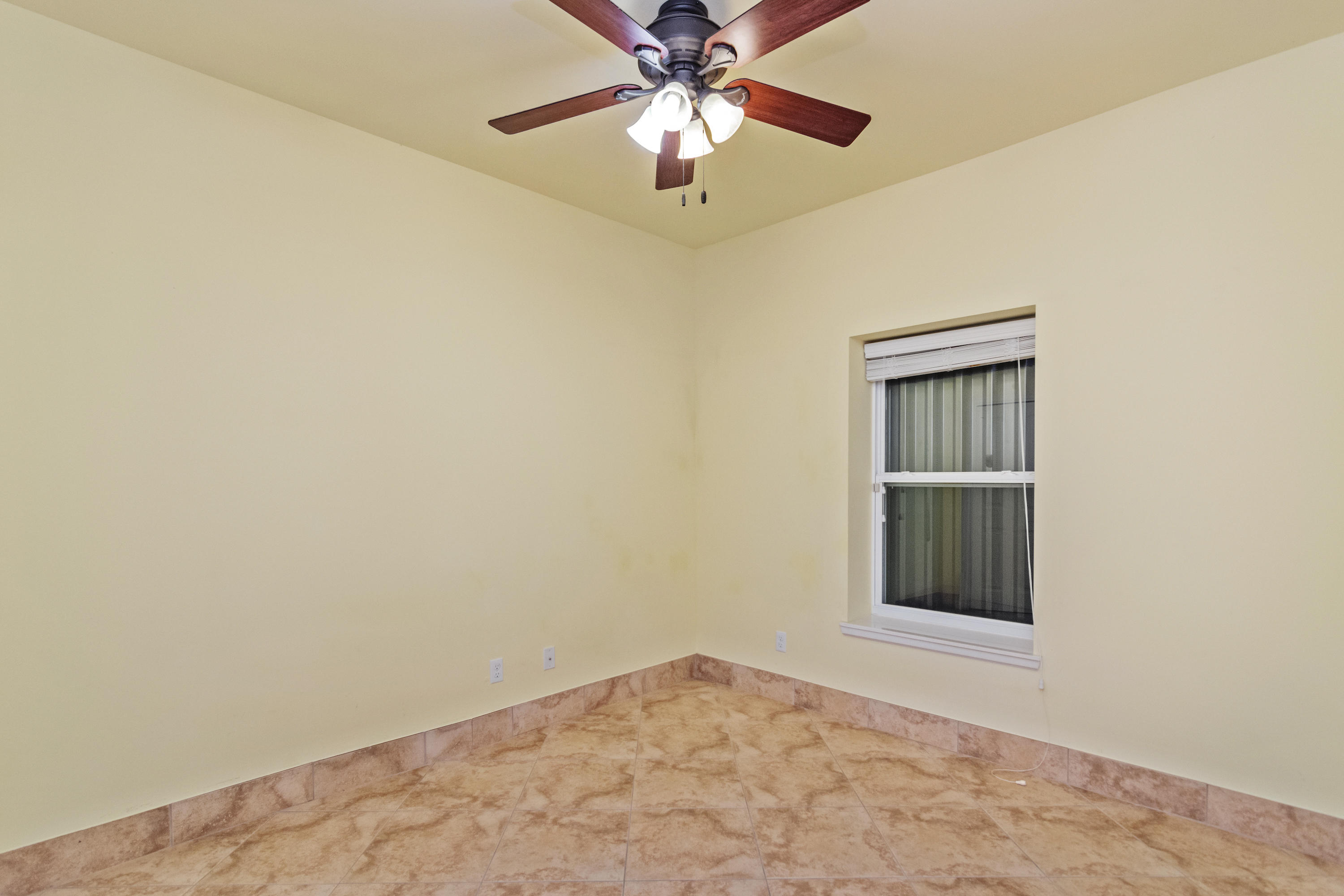 AVALON BEACH ESTATES - Residential