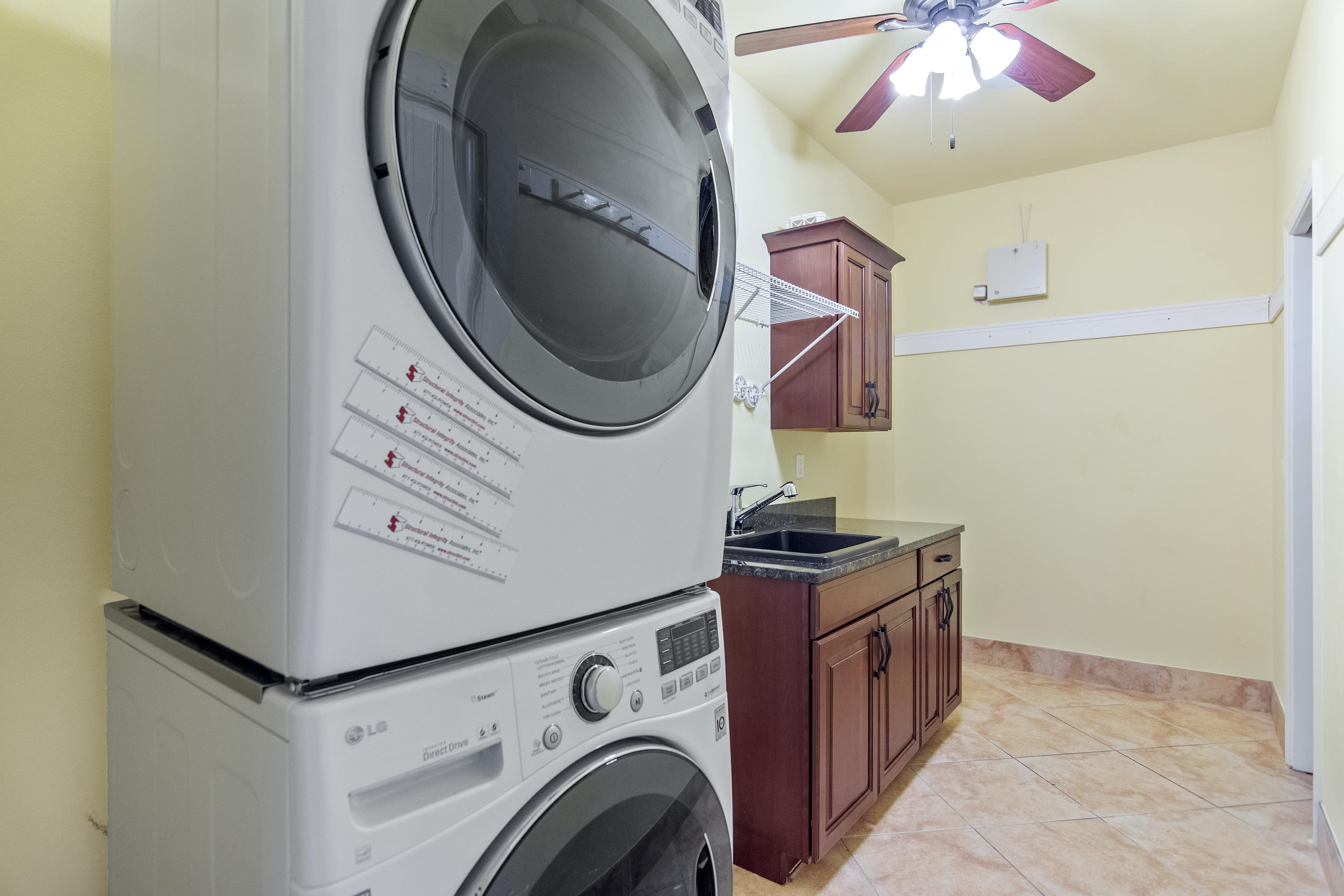 AVALON BEACH ESTATES - Residential