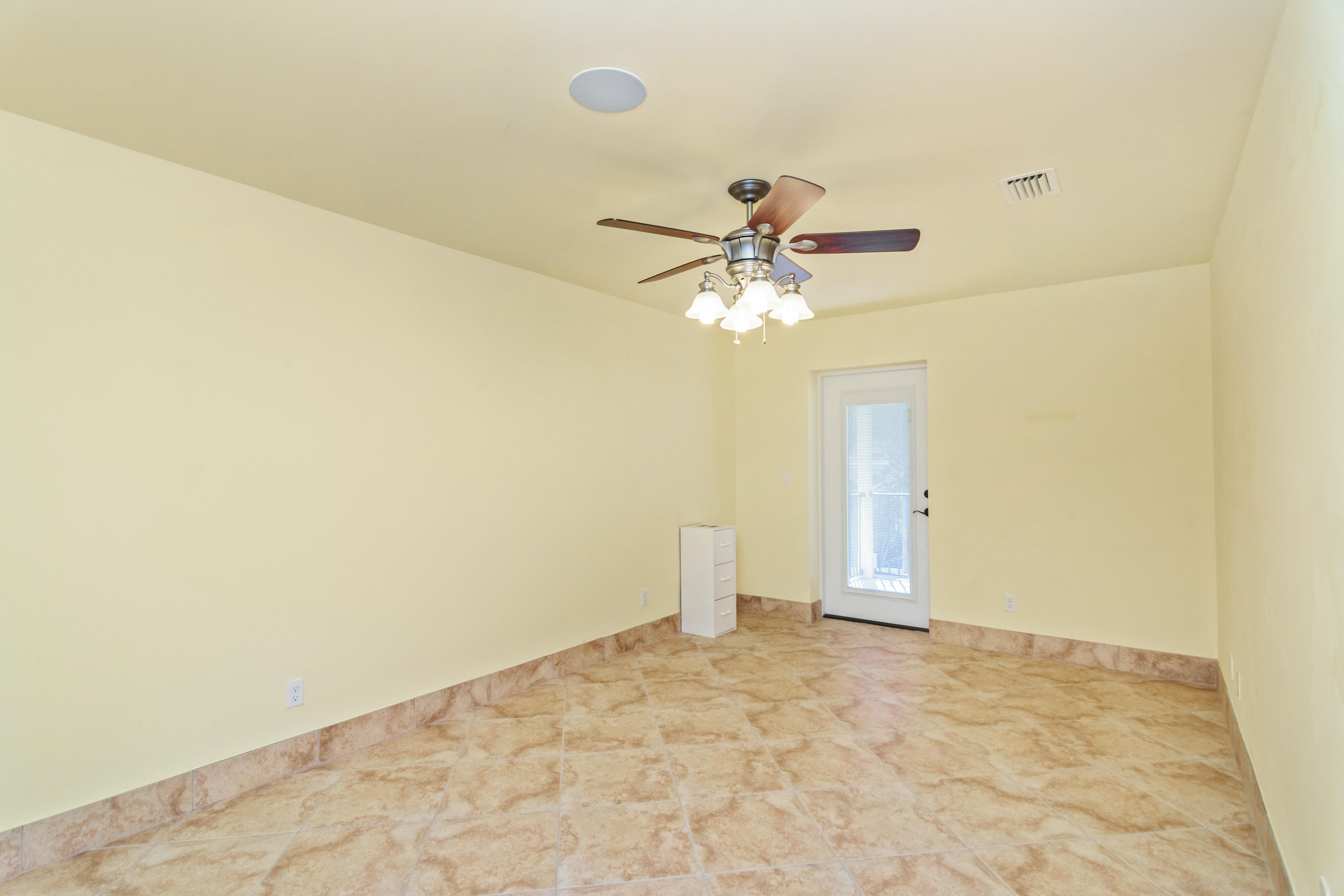 AVALON BEACH ESTATES - Residential