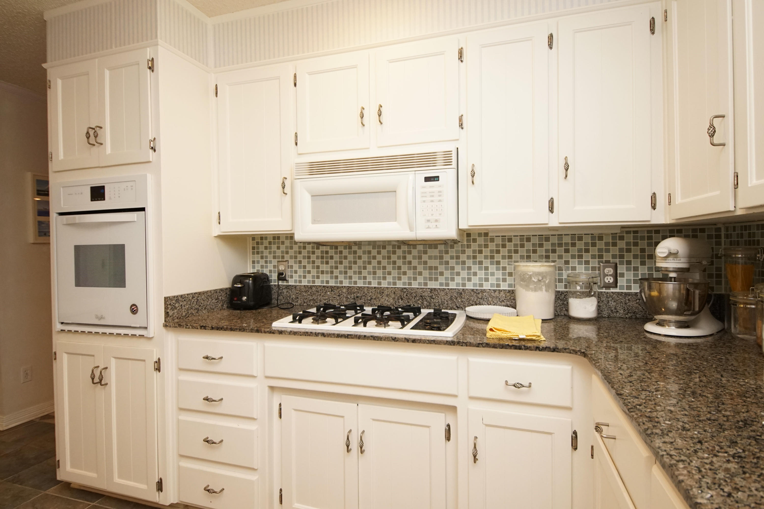 MARY ESTHER MANOR - Residential