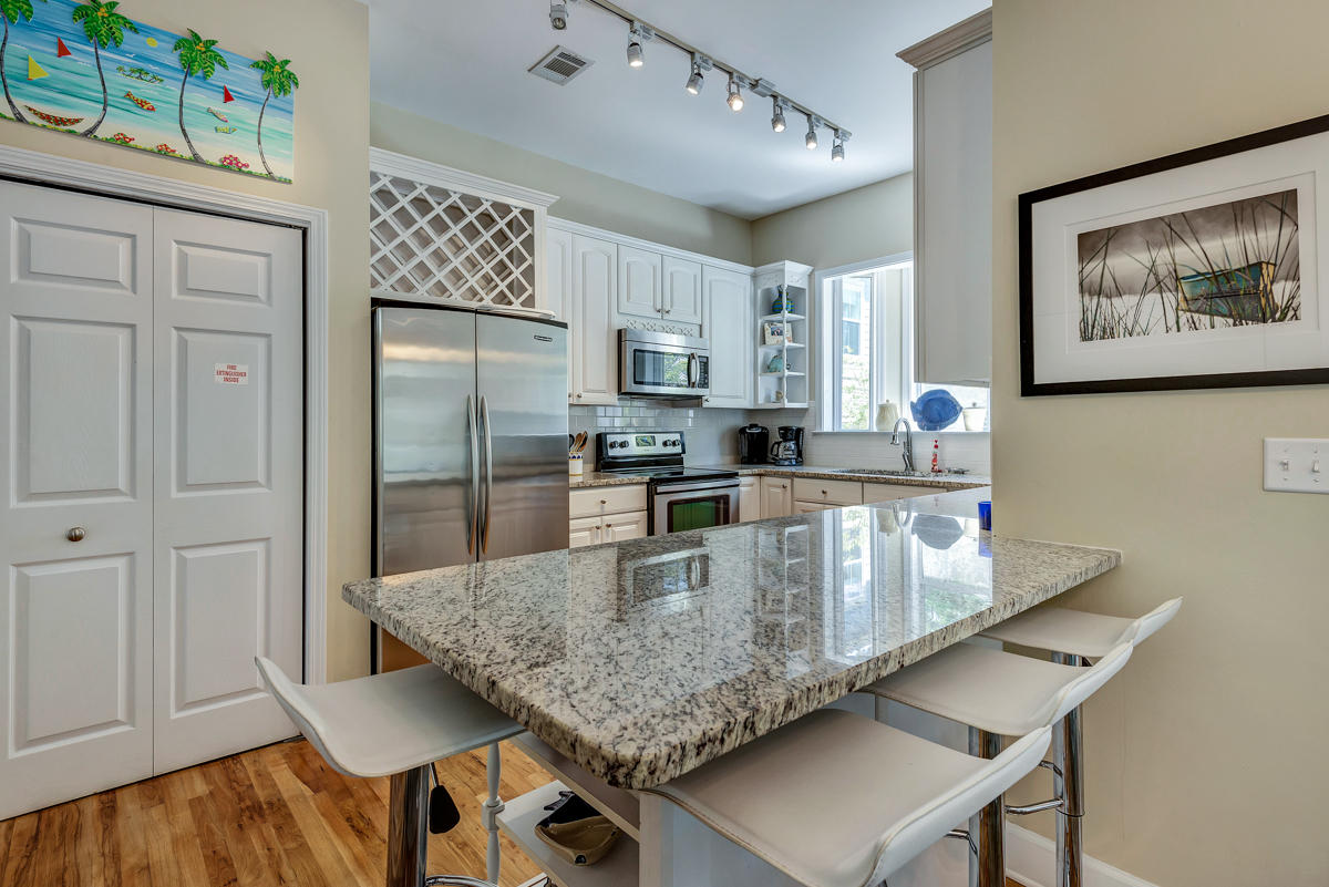 GROVE BY THE SEA - Residential