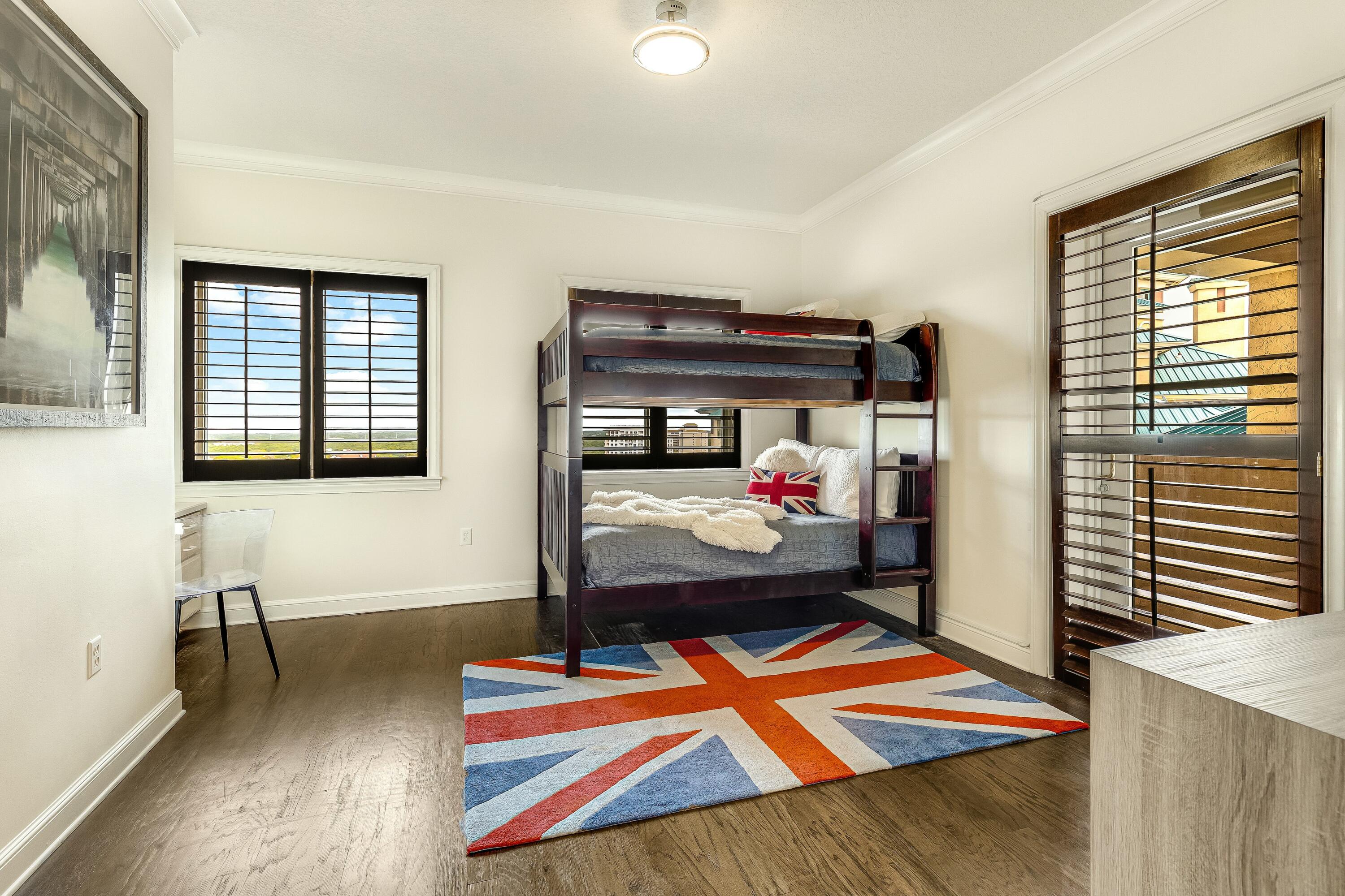 SOUTHWINDS II - Residential