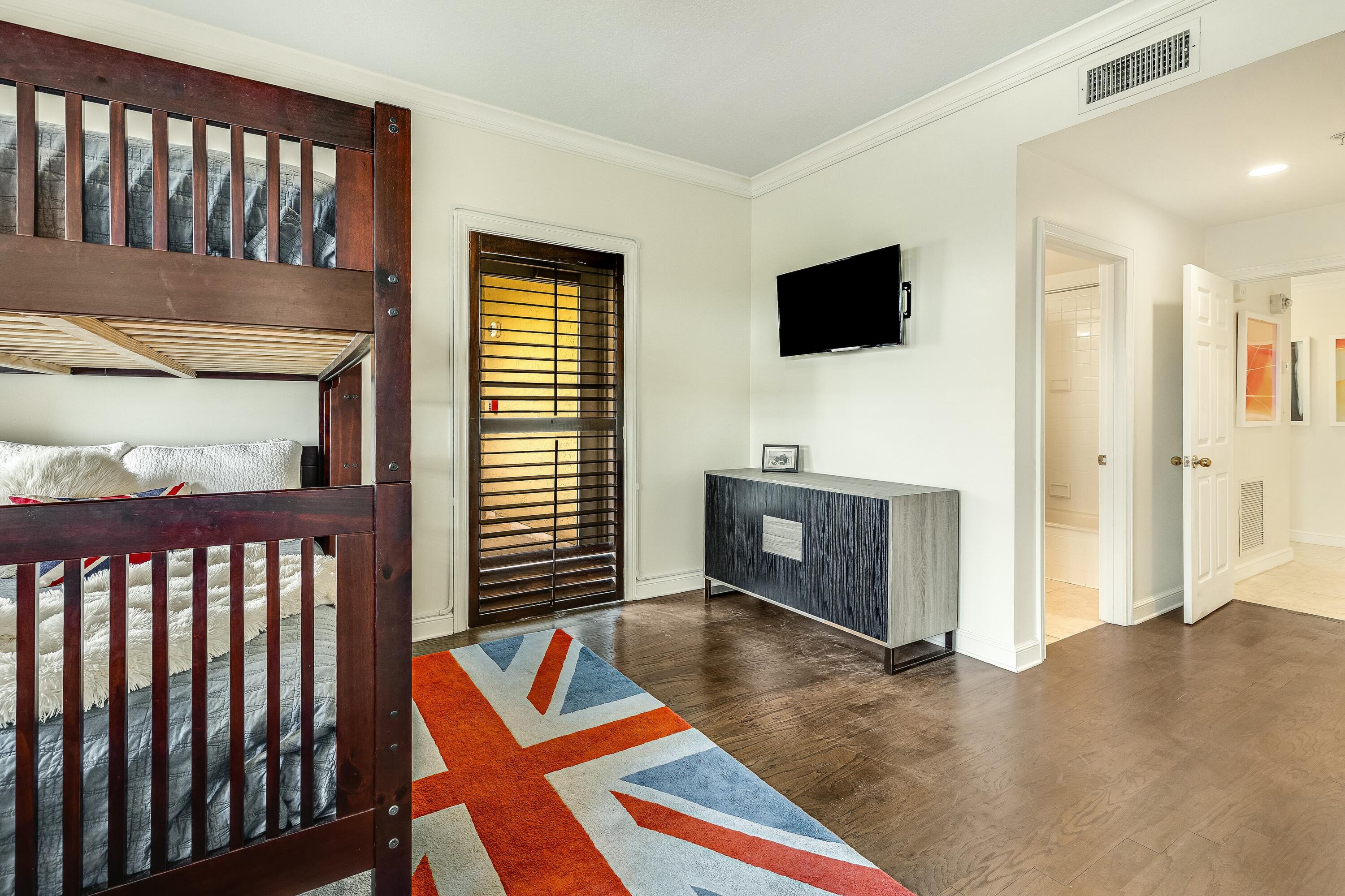 SOUTHWINDS II - Residential