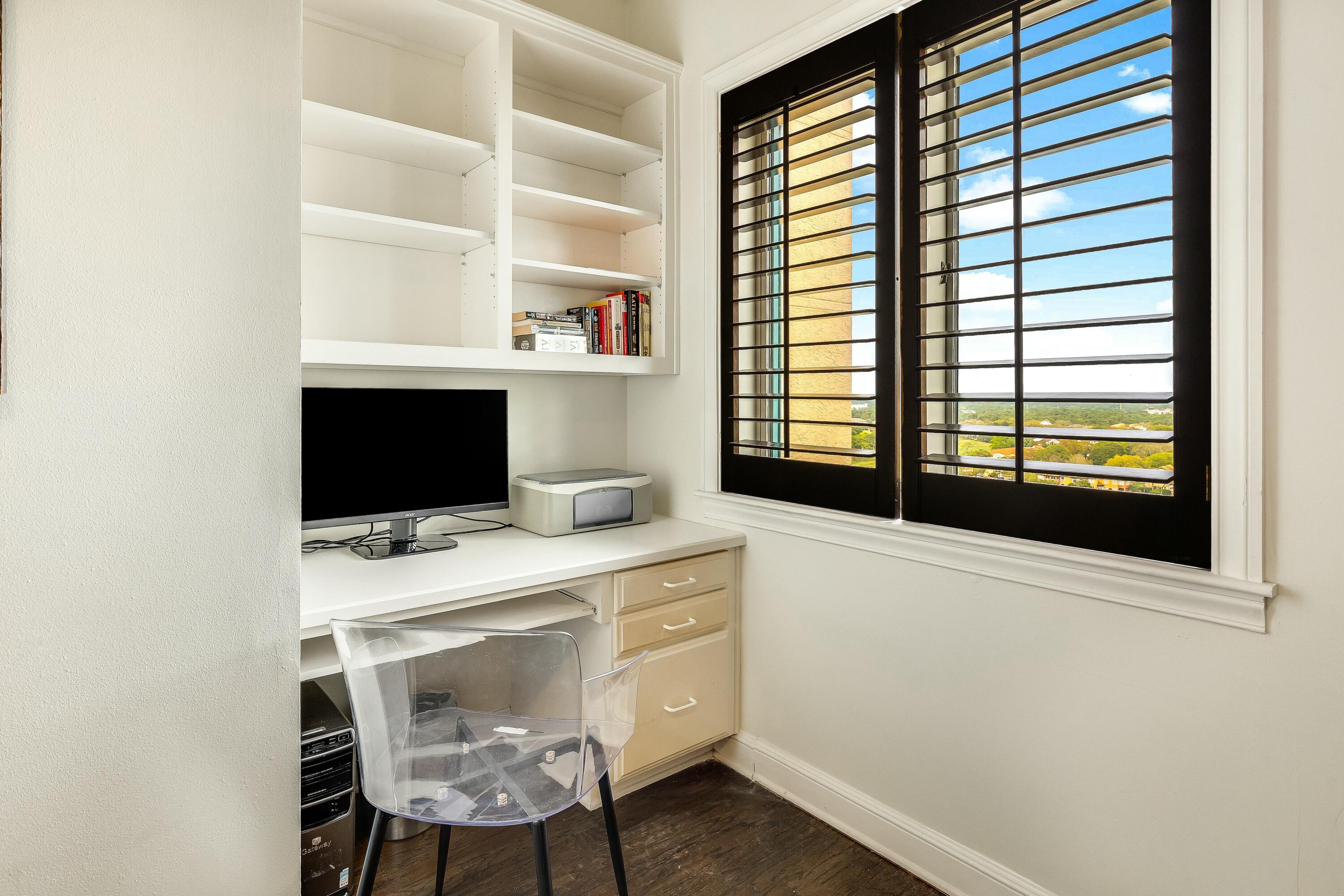SOUTHWINDS II - Residential