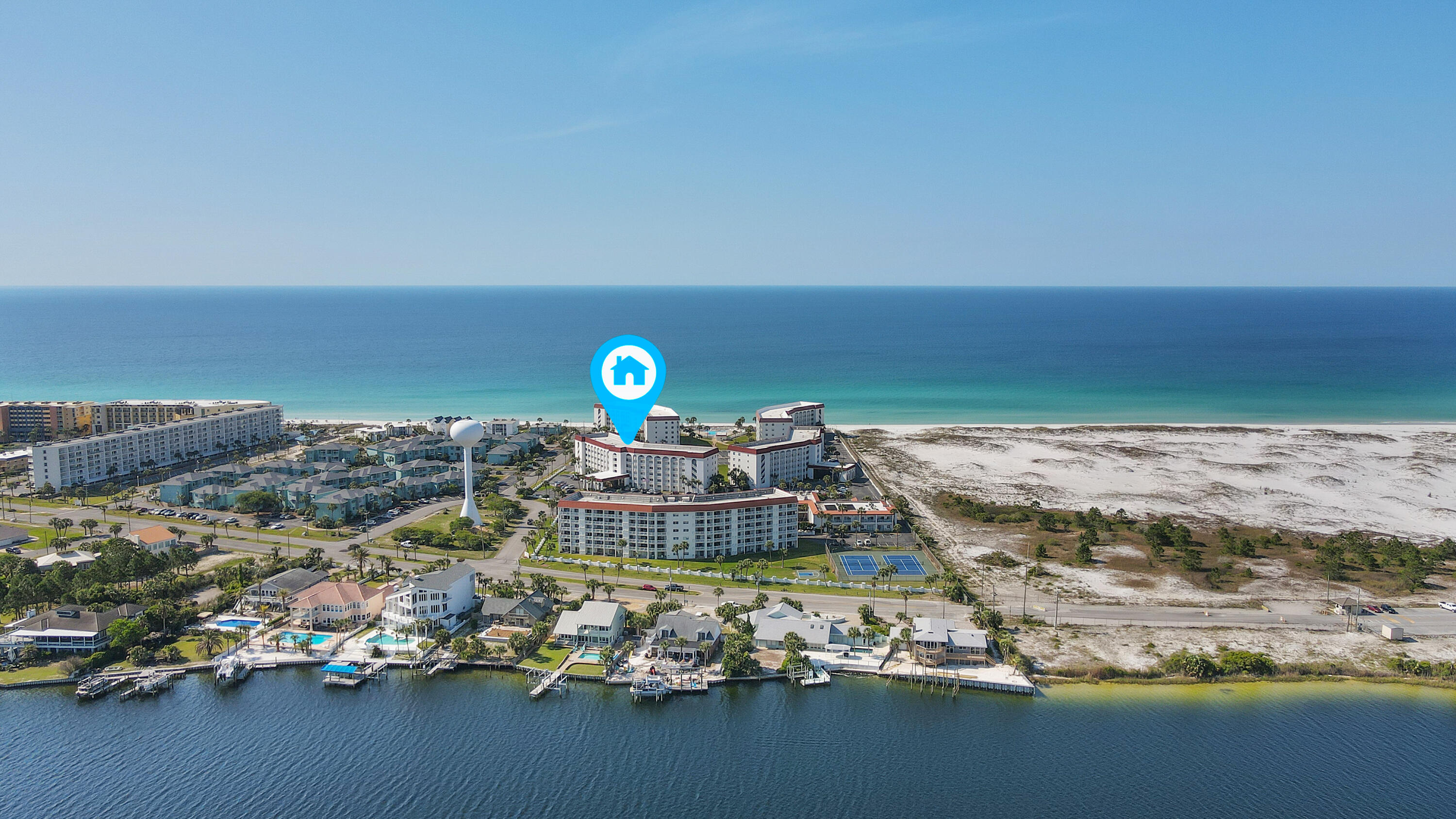 EL MATADOR CONDO - Residential