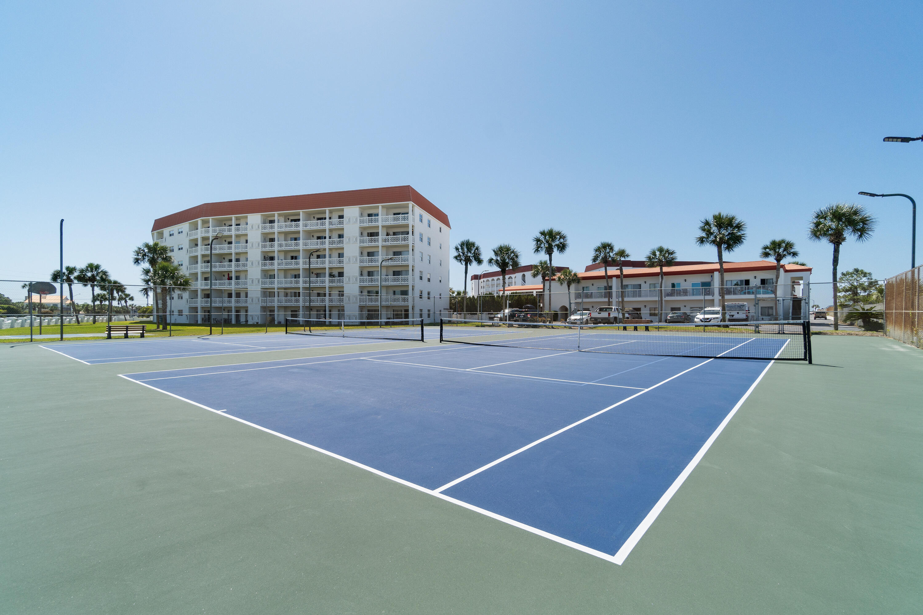 EL MATADOR CONDO - Residential